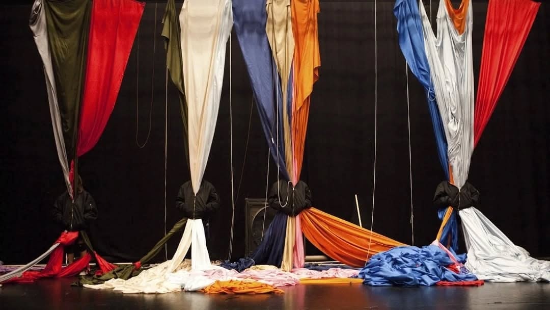 Congratulations to our DAS 2023 artist Miet Warlop on her new performance piece ‘INHALE DELIRIUM EXHALE’.
Premiered at the Kunstenfestivaldesarts in Brussels, the piece opened with overwhelming force. Something small transformed into something larger than life. With the cadence of the tides, visual ideas coalesced and accumulated into a mountain. Warlop described the inner turmoil she experienced while creating as a translation of what unfolded in her mind’s eye—like a wave rising in her head and only breaking once it reached the outside world.
In 2023, Miet worked with garment workers in Bangladesh to create her performance-based installation The Board II for the Dhaka Art Summit. That experience informed her ongoing interest in fabric as a material charged with personal and collective meaning, which continues in this beautiful work
The performance featured five performers, 1,500 meters of textile, and a universe full of fears, longings, and secret energies—unleashing an explosive dance frenzy of body, fabric, and emotion.
Photograph 1 – Reposted from @miet_warlop
Photograph 2– ‘The Board II’, 2014/2023 by Miet Warlop, a performance-based work shown at DAS 2023. In a dynamic collaboration with female garment factory workers in Bangladesh, this performative installation challenges societal preconceptions of “who wears the pants.” A group of trunkless, armless, and headless pants in heels parade across the Dhaka Art Summit venue, embodying power, presence, and resistance.
@dhakaartsummit
@samdaniartfoundation
@nadiasamdani
@rajeebsamdani
@dhakadiana
@rux_q
@kunstenfestivaldesarts
@swilin_haque
@sazzad1985
@iftekharnoor
#dhakaartsummit #samdaniartfoundation #dhaka #sylhet #art #artwork #DAS #exhibitions #contemporaryart #srihatta #artistresidency #sculpture #SAF #mietwarlop