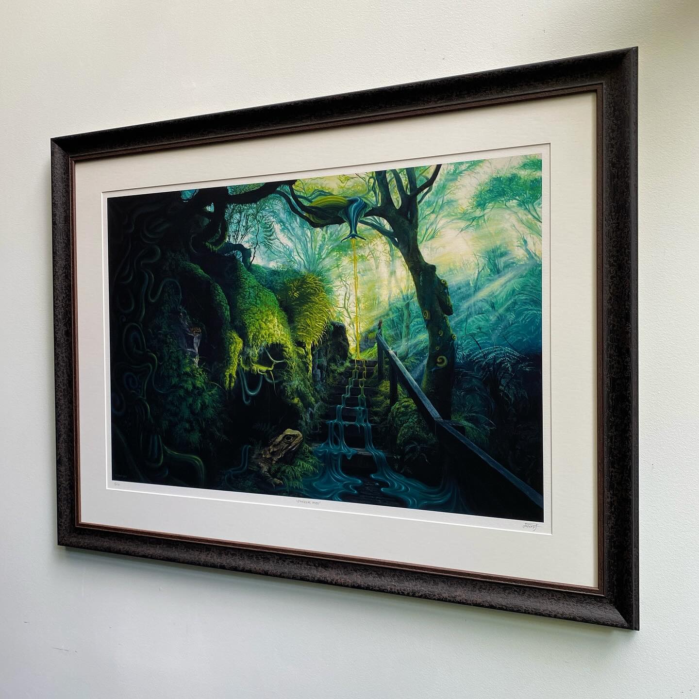 Here’s three we framed up recently for @j_fassy who is in attendance at the NZ Art Show on this weekend at Takina in Wellington. Get down there now and let Jason smooze you into your new original oil painting or a super limited edition fine art print. Jason’s prints in order…Ethereal Moss. Expanse. Trailer Park Meltdown. Frame mouldings by Larson Juhl NZ.
#jasonfastier
#wellingtonartist
#newzealandsrtist
#limitededitionprints
#popsurreal
#larsonjuhlnz
#nzframers