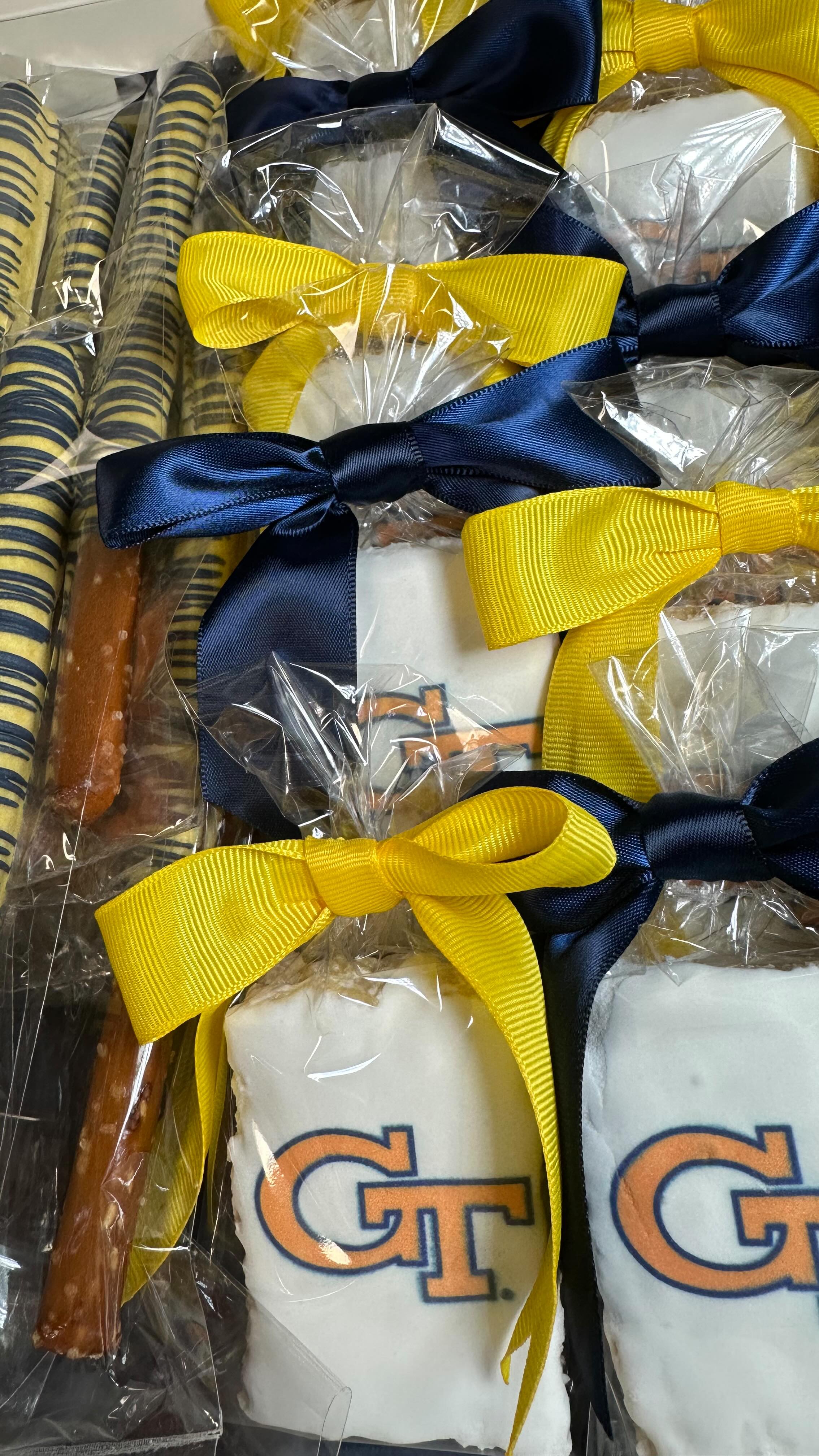 Who’s your team? What’s your occasion? Get your customized cake and treats! Contact Baked Xpressions! www.bakedxpressions.com