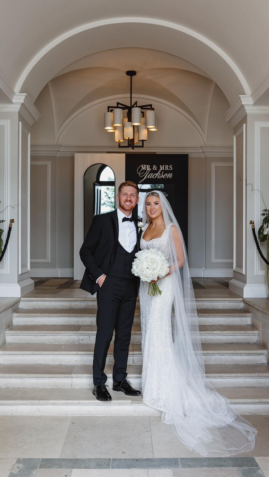 Setting the tone ~
A show stopping welcome, order of events and mirror sign to great guests at the entrance of the unreal @santffraedhouse for Mr and Mrs Jackson last week.
Lois and Max went for a monochrome statement entrance to complement their overall aesthetic and the colour palette of Sant Ffraed House for their big day last week. This gorgeous set up not only set the tone but also informed and guided their guests for the upcoming day of celebration.
It also doubled up as the perfect backdrop for their couple portrait, showing off their newlywed name! How gorgeous?!
@santffraedhouse
@beckygarlandphotoandfilm
@jasandfloralfloristry
@millanova
@theharrogateweddinglounge
@jimmychoo
@numbersevenstudio_
@hairbyjodiemall
@km_stationeryanddesign
@loomweddings_
@satoriweddings
@jerismusic
@mossbros
@nerysclark
#wedding #weddingday #weddingwelcome #weddingsign #weddingsignage #weddingwelcomesign #weddingentrance