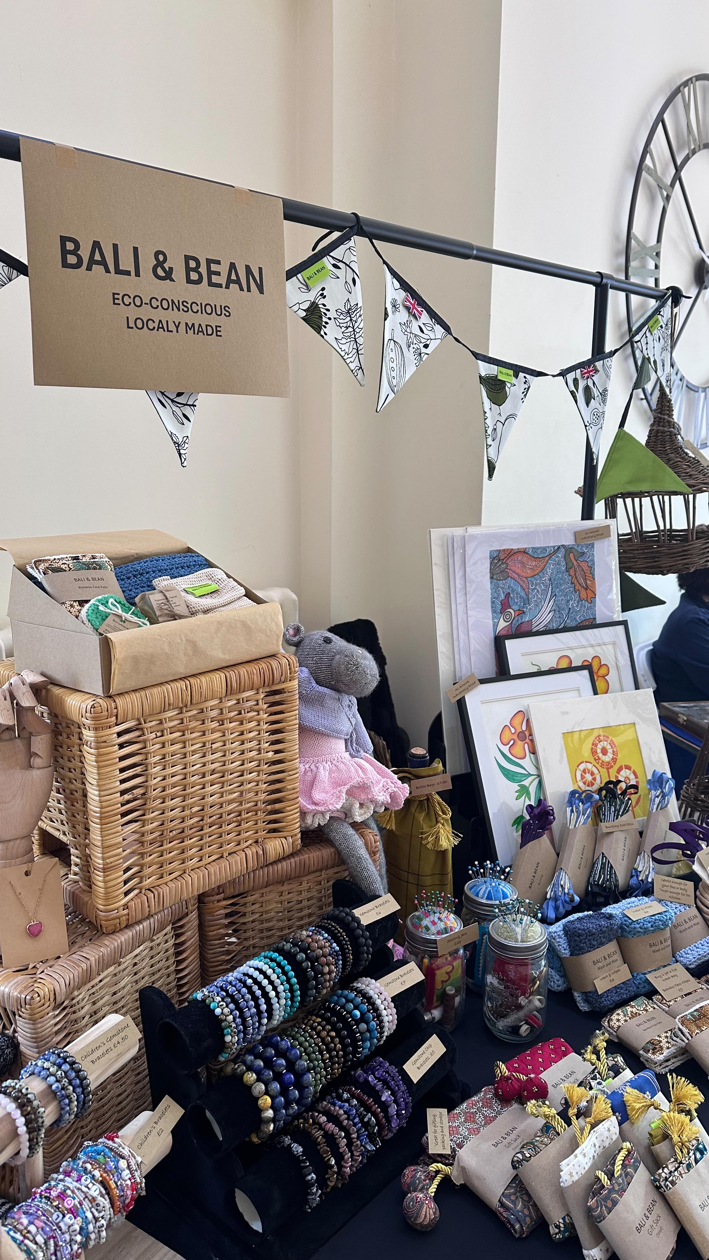 It’s summer craft fair season ❤️
@lkpopupfayres #beckenhamcraftfair #craftmarket #art #handmade #crafting