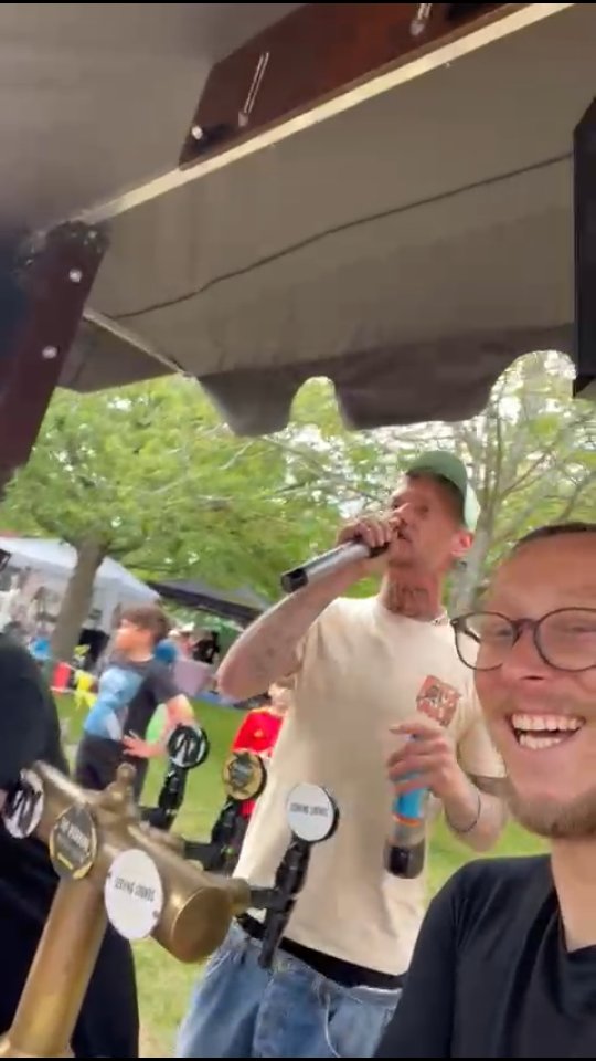 Great Yarmouth you have been a beauty! Thank you @outtherearts_uk for having us back! And special thanks to @dousty95 and @alisebokaldere for being fill in bar staff.
And also special guest Robbie (MC in the video) for the improv on for one of our sets!