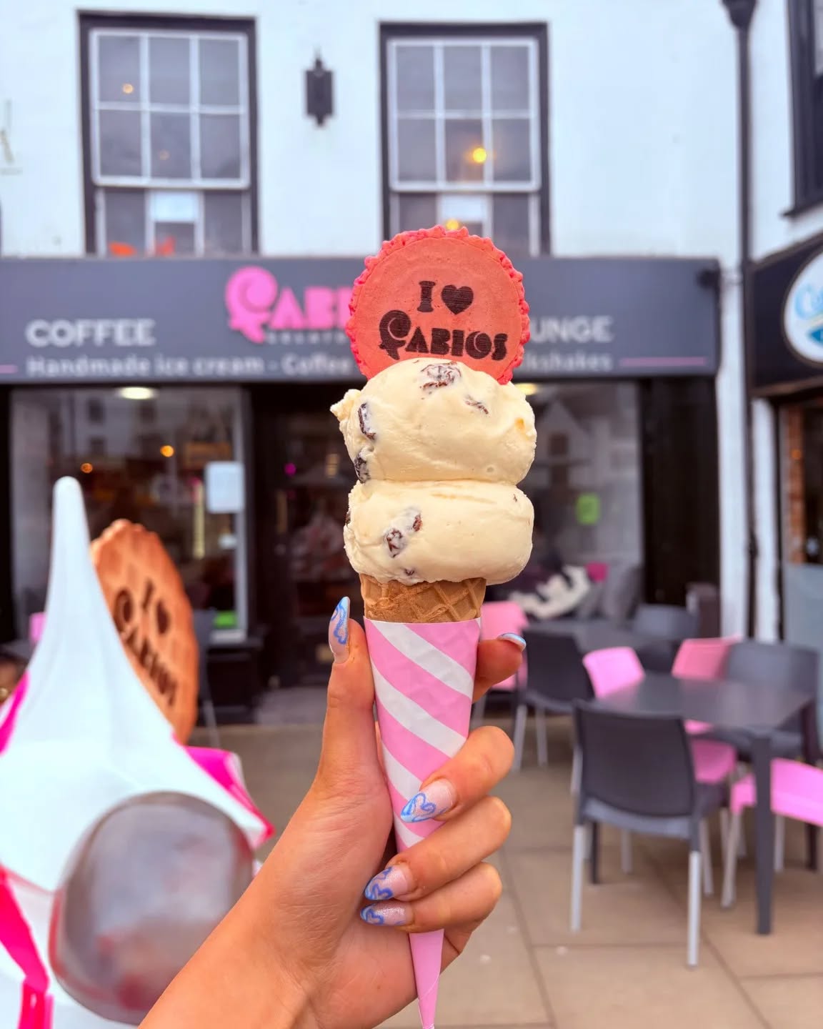 Our own Rum & Raisin handmade Gelato or as they call it in Italy "Malaga" is available in Hitchin today.
All 3 locations open see below for flavours and opening times
http://areweopen.fabgelato.com
#rumandraisin #gelato #icecream #hitchin #letchworth