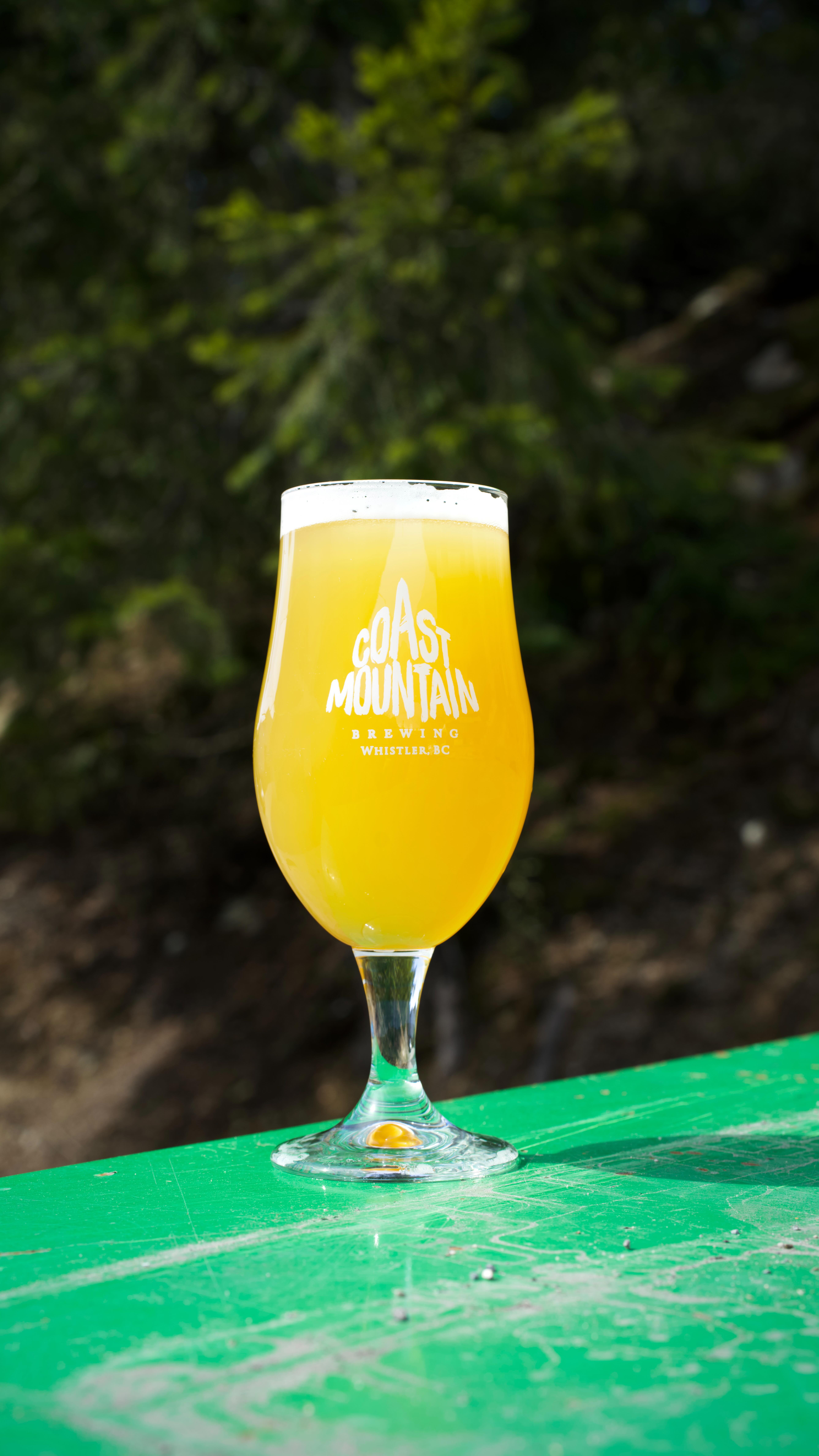LAST LOAM //
We are about to tap our last keg of LOAMONADE Lemon Zest Infused Lager brewed in collabortation with our good homies over at @coastmountainbeer up at their kickass brewery in Whistler. Come get it in you while it lasts!
Here is a fun little video of us brewing it with them for your lazy, sunny Sunday viewing pleasure...
#beercollab #houseoflager #craftbeer #lager #squamishbeer #squamishisawesome #squamishlife #seatosky #whistler