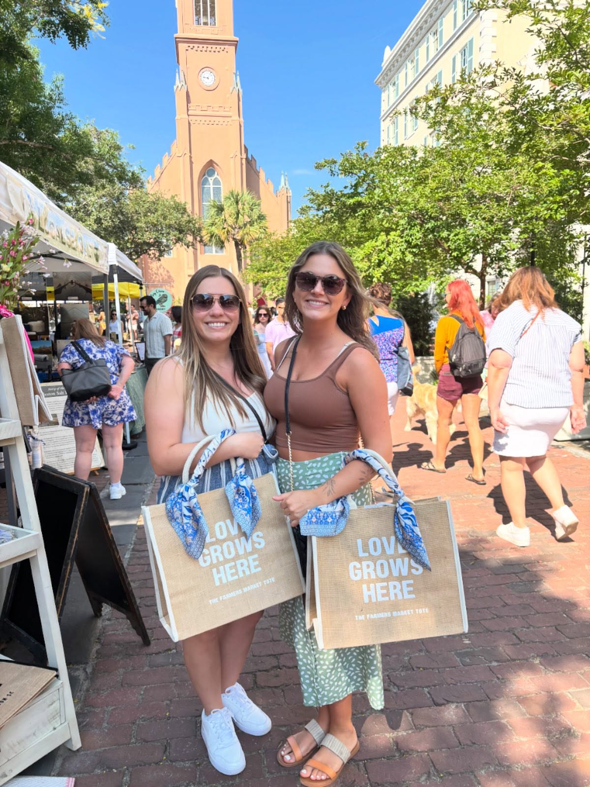 It’s not a farmers market without getting matching totes with your bestie 🩵 Come shop with us tomorrow @charlestonfarmersmarket in Marion Square! 🩵