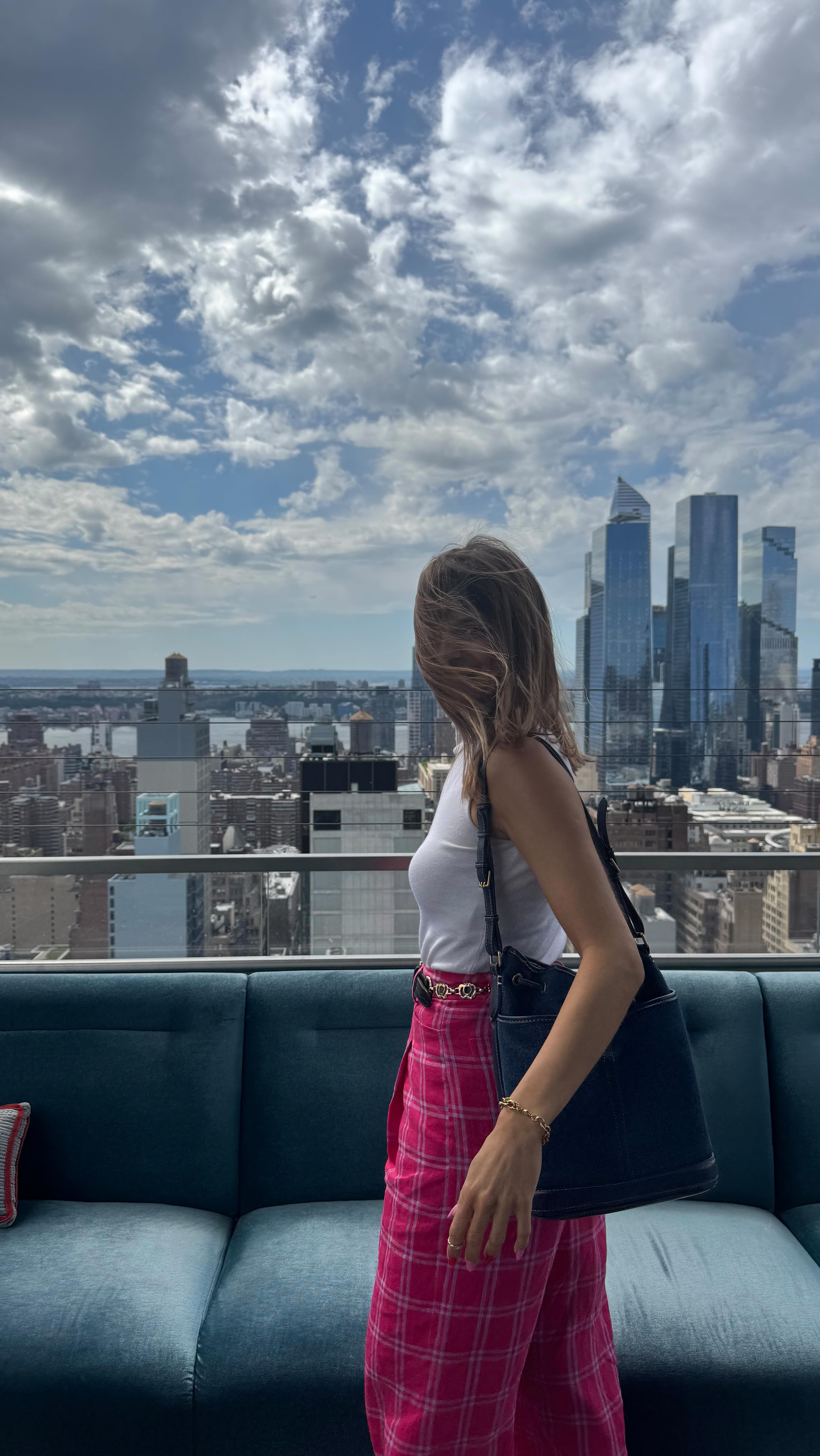 “I realized that every time I said yes to something, I was implicitly saying no to something else.” – Joseph Spencer
“Most people live reactive lives”, myself included - It has been over 18 months of daily realignment and constantly letting go of old programming to make way for the new, with less noise…🪤
#RealEstateMindset #LuxuryAgentLife #StrategicLiving #LessButBetter #FocusToThrive #LisbonRealEstate #ConsciousSuccess #BurnoutToBreakthrough #JosephSpencer #SlowIsSmoothSmoothIsFast #VisionDriven #drjoedispenza