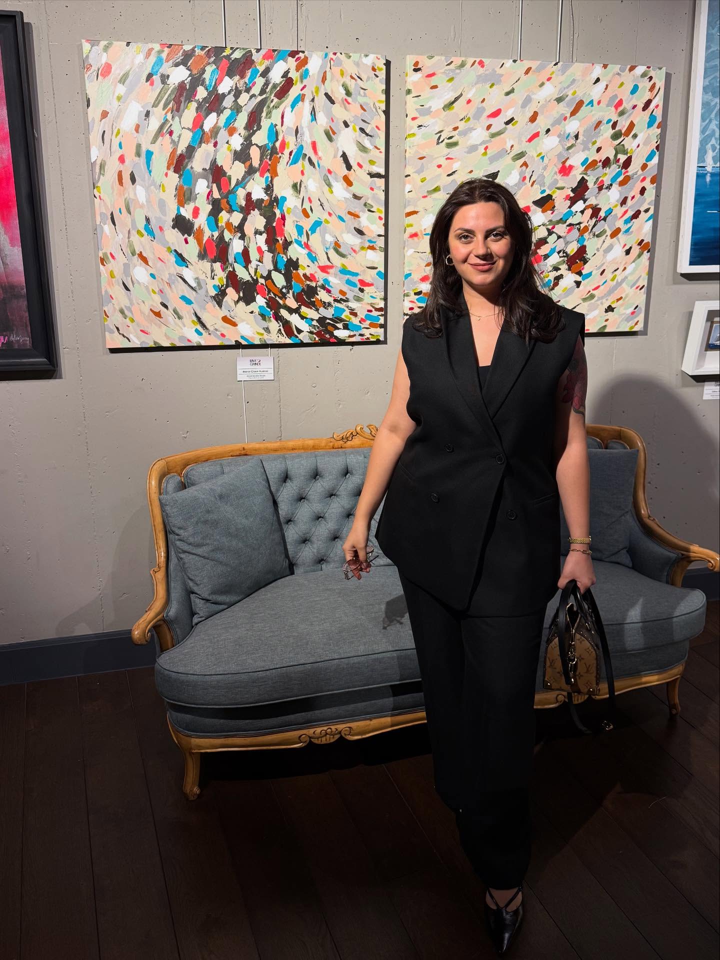 “Yeniden I” ve “Yeniden II” adlı ikili eserim, 4 Haziran’a kadar @39kalamismarina ‘da ziyaret edilebilir.
Bana bu deneyimi yaşatan @luna_grande_art ekibine ve 39 Kalamış Marina Oteli’ne teşekkür ederim.