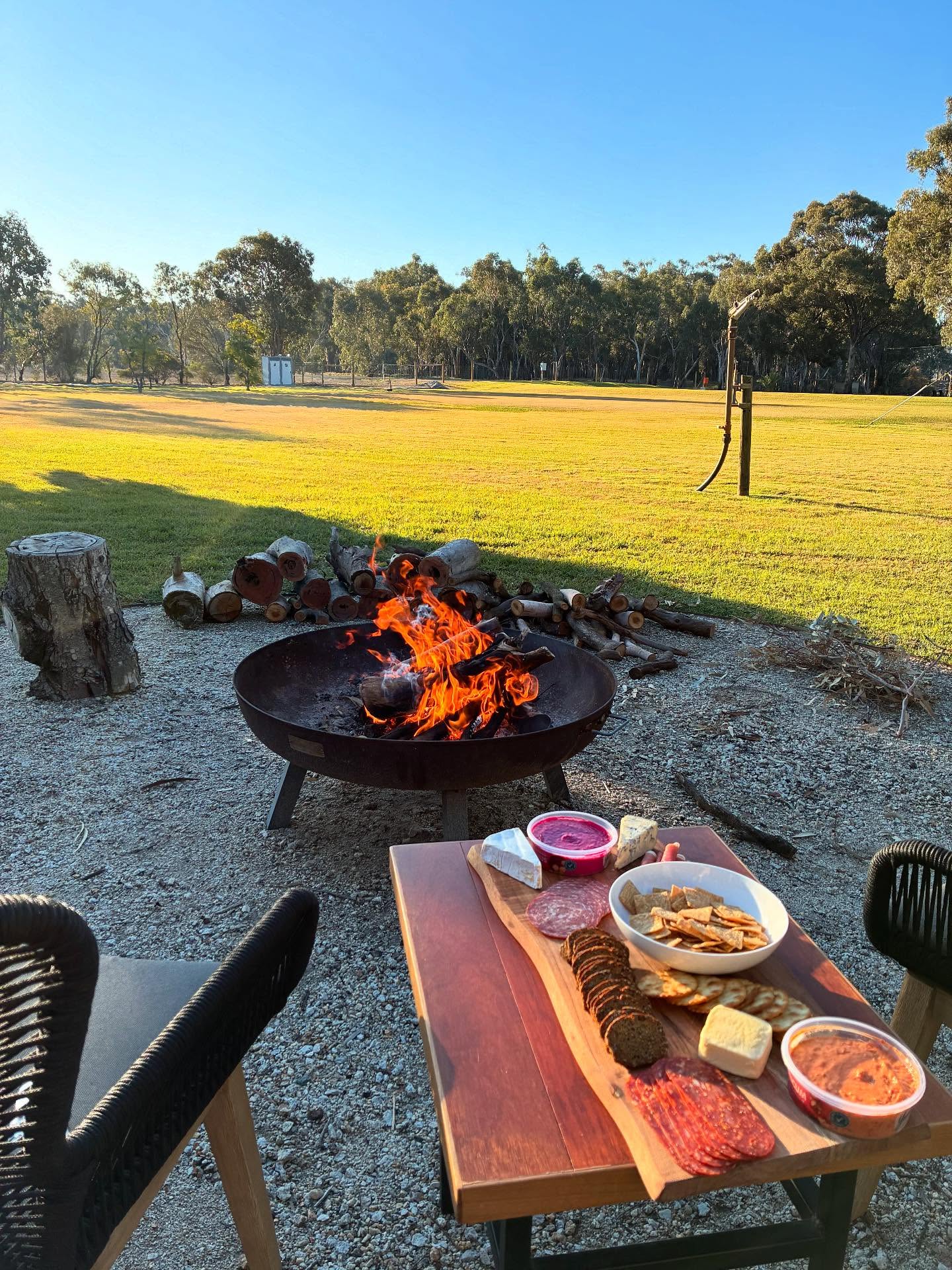 🥂 Enjoyed A Weekend Treat? Here’s Your Reminder… 💛
If you feel like you enjoyed more than you usually do last weekend, I’m right there with you - and it’s completely ok!
My weekend consisted of:
✔️ Eating foods that I don’t usually eat but love
= cheese platter and nachos 🤤
✔️ Eating more portions than I normally would
✔️ Enjoying a few glasses of bubbles and G&T
Am I punishing myself for it today? Definitely not!
❌ I’m not starving myself or skipping meals
❌ I’m not smashing myself in the gym - exercise is not punishment to ‘burn off’ food
❌ No guilt for enjoying my weekend away
Here’s what I am doing:
🙌🏼 I’m listening to my body and going back into my normal food and movement routine.
🥗 Listening to my hunger cues - Im eating lighter portions because I’m simply not feeling as hungry today
💪🏻 Moving my body because I enjoy it and as a side bonus, I actually lifted heavier today. Extra food = extra fuel!
Remember….
🌟One weekend of enjoyment doesn’t undo your progress.
🌟You don’t need to ‘make up’ for living your life.
🌟Life is about balance and too damn short to feel guilty over the occasional cheese platter 💛
- CK 🍏💪🏻
#weekendaway #healthyhabits #progressoverperfection #nofoodguilt #liveyourlife #balanceiskey