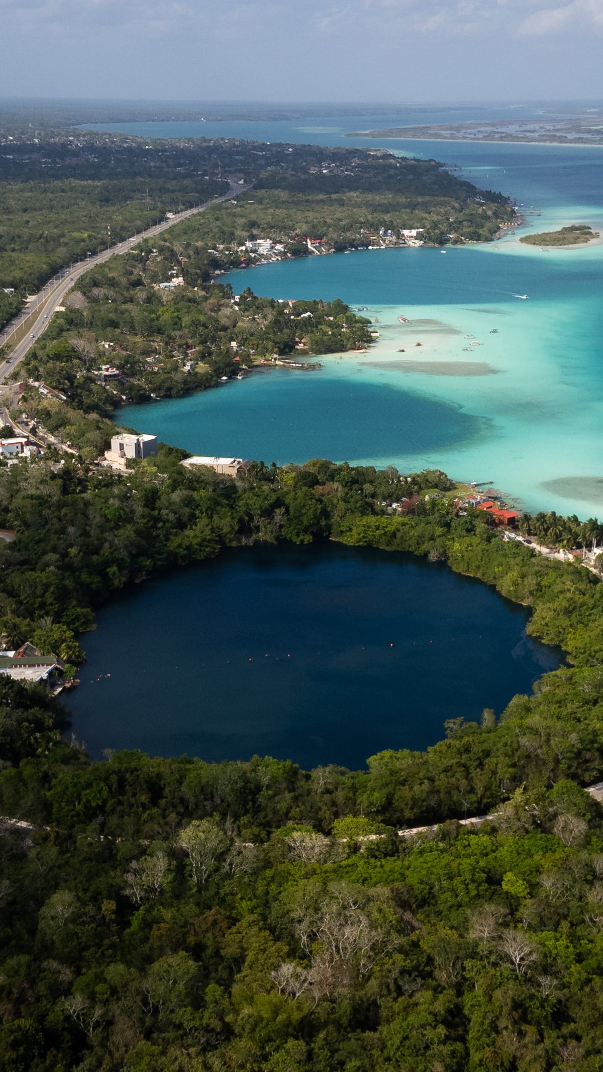 Rented a car in Tulum and cruised down to Bacalar. Turquoise waters, incredible cenotes, and a more laid back, authentic experience of the YucatĂĄn.
It feels good to explore.
.
.
.
.
.
#mexico #yucatan #bacalar #cenote #drone #exploremore #travelphotographer #travelvideography