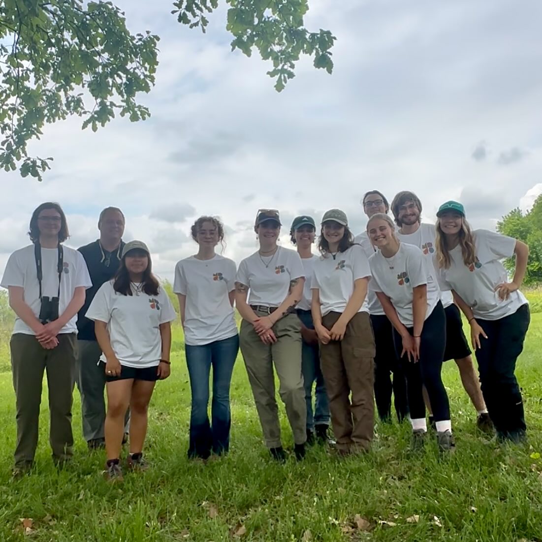 Introducing the 2025 Summer Crew! We are beyond excited to have 8 undergraduate interns to assist with local conservation efforts. Stay tuned to learn about their research and projects🪴