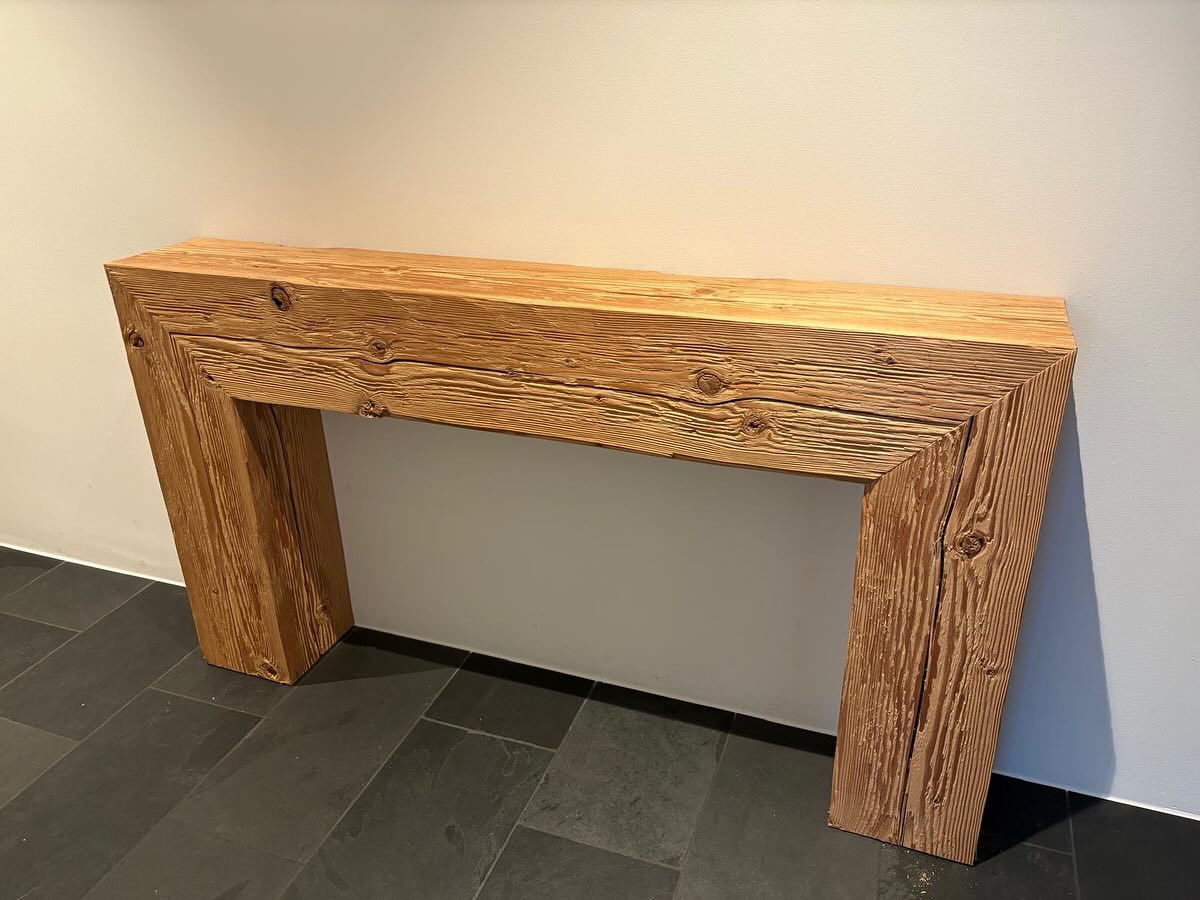 #rustikal #eingangsmöbel #altholz #chur #juonag #innendekoration