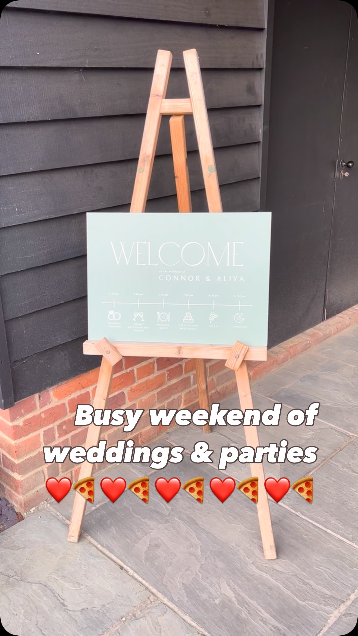What an amazingly busy weekend serving our pizzas at a fabulous wedding @micklefieldhall and a delightful private party in Sarratt #woodysfiredpizza #pizzalover #weddingseason #weddingcatering #pizza #streetfood #weddingcaterer #weddingfoodtruck #partyfoodtruck