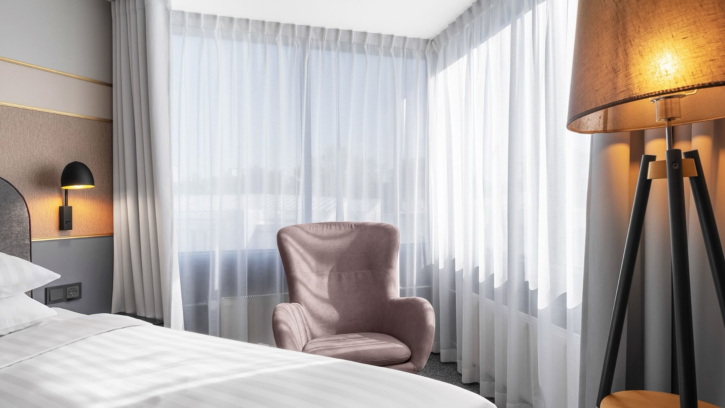 We are confident that the moment you open the door to your room, a sense of calm will embrace you.🛋️
Everything around is designed to help you relax, unwind, and feel right at home.