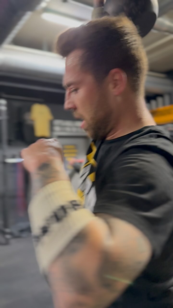 Getting 1% better every day 💥 That’s all that matters 🌟
#mambagymkladno #fitness #bethebestyou