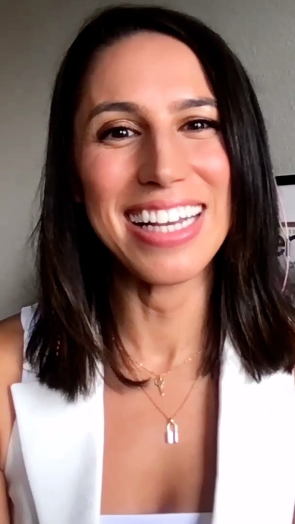 “What if it all goes RIGHT?”
Learn how this positive shift in thinking can generate POWERFUL results by watching this short clip from my recent @citycurrent show interview with keynote speaker, @angela_gargano, a 6x American Ninja Warrior, former Miss Fitness America, 3x Cover Girl and biochemist turned fitness trainer, who shares some of her personal journey, her RIGHT Method framework for handling adversity, and the power of positive visualization.
Just like her keynotes, Angela packs A LOT of stories, lessons learned, and helpful tips into the full interview, which you can watch on cityCURRENT.com.
.
.
.
.
#powertheGOOD #mindset #speaker #mindsetmatters #mindsetshifts #mindsetofachampion #ninjawarrior #americanninjawarrior #leadership #citycurrent #makeadifference #dogood #believeandachieve #thinkpositively #positivenergy