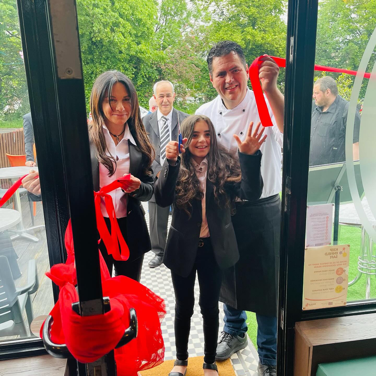 “Happy 4th birthday to Lizzie’s Cucina! 🎉🍝🎂 Four years of serving up delicious Italian flavors and making memories with our amazing customers. Grazie mille to our team and our loyal followers for making every day a celebration! 🥳 ❤️ Here’s to many more years of love, food, and family! 🥳 #lizziescucina #birthdaygirl #italianfood #foodie #restaurantlife #northlondonlife #northlondonrestaurant #follow @chef_med_2019 @carmelo_carnevale 🍾🥂 @franca_bongiorno_roberts_