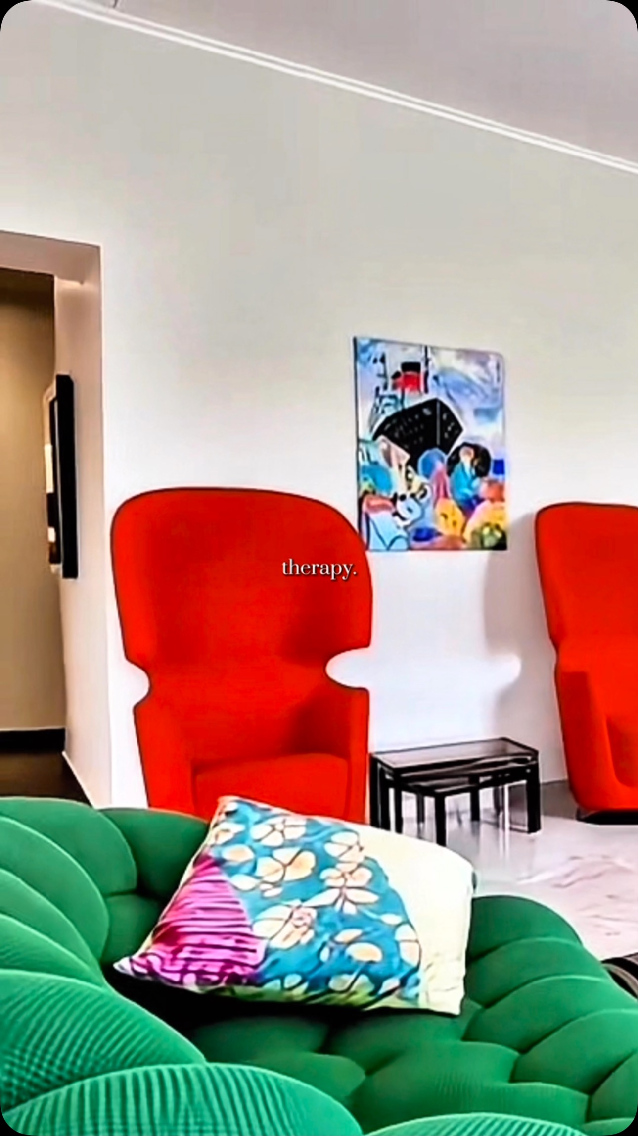 Le design n’a pas besoin de crier pour se faire remarquer.
Chaque pièce ici a une histoire, une ligne, une présence.
Du mobilier d’exception, pour des intérieurs qui le sont tout autant.
Édition limitée. Émotion garantie. ✨❤️
#mobilierdesigner #pucesdudesign #paris #brocanteenligne #brocanteurfrançais #interiordesign#entreprisefrancaise #chaisevintage #interiordesignerslife