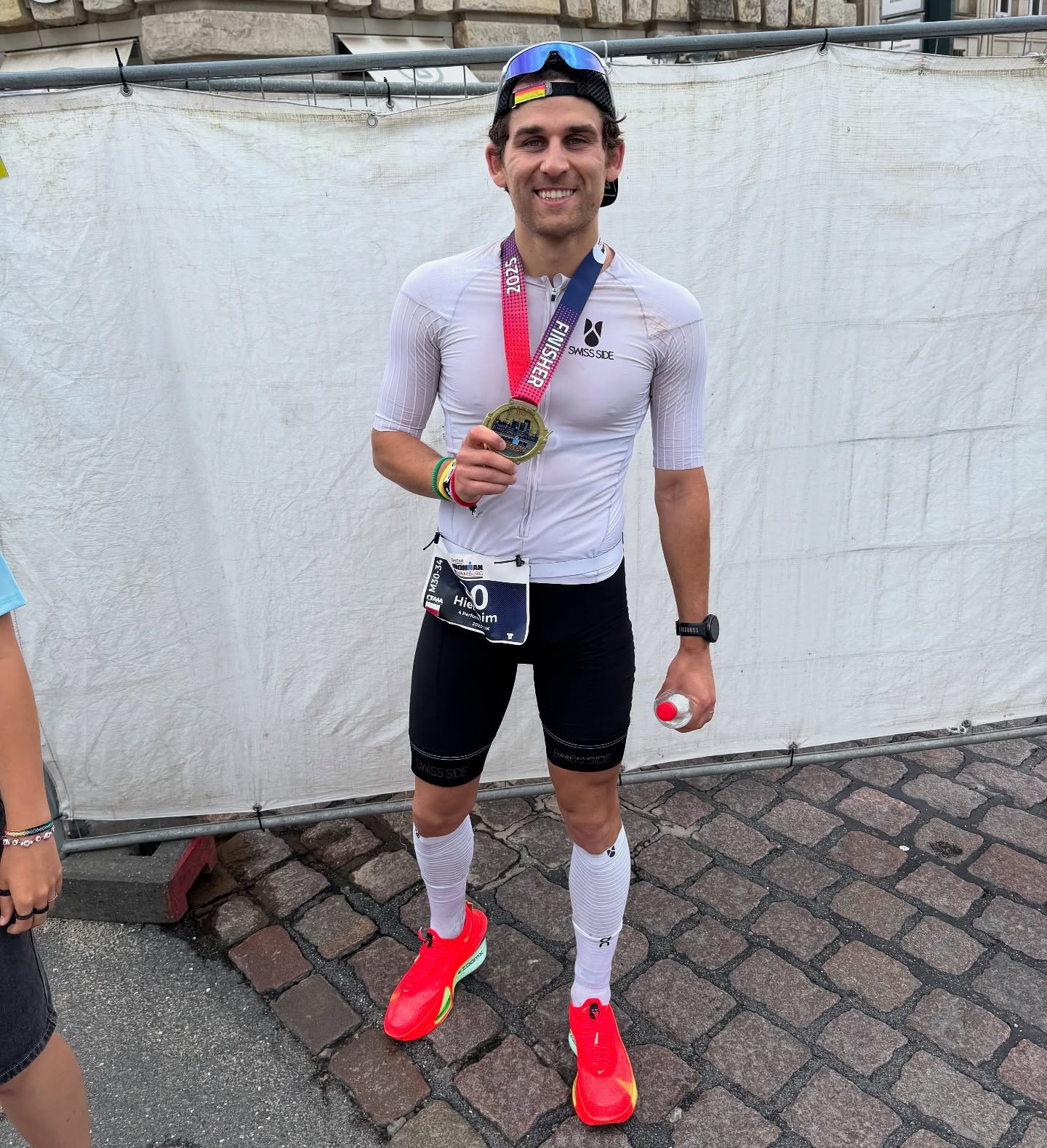 #medalmonday
A big shout out this week to @hirekczarnecki for medal Monday. He executed a great race throughout at Ironman Hamburg, putting into practice his consistent and dedicated training, to secure a new PB and sub 10 hour Ironman time 💪
Congrats to Hirek 👏
#ironman #ironmantriathlon #sub10 #sub10ironman #swimbikerun #ironmanhamburg #personalbest #triathlon
Team: @jon_warren_tri @sunshine_nutrition_ @aspiresportpsych_pt @kp_trail_adventures
Partners: @youngagain_cycles @otesportsgb @nrgchains @rideparcours @zone3official @bikeboxalan @completephysio @nopinz @thealtitutecentre @evolve.aero