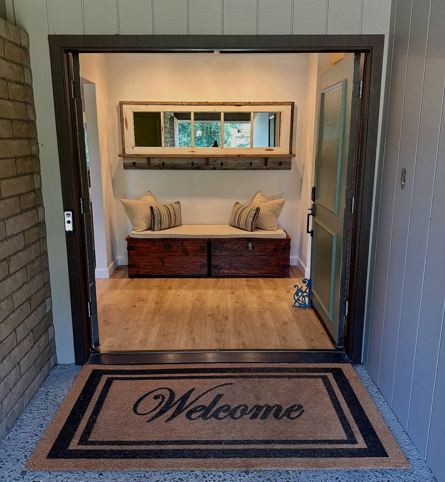 May my hospitality at open houses be as large as this welcome mat. (This is the largest mat I’ve ever seen. Lol.)