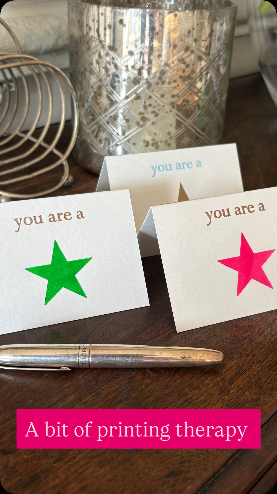 When it’s blowing a gale outside, you’ll find me inside. Printing.
When is this wind going to stop?
#spritzblue #starcards #printtherapy #happyplace #letterpressprinting