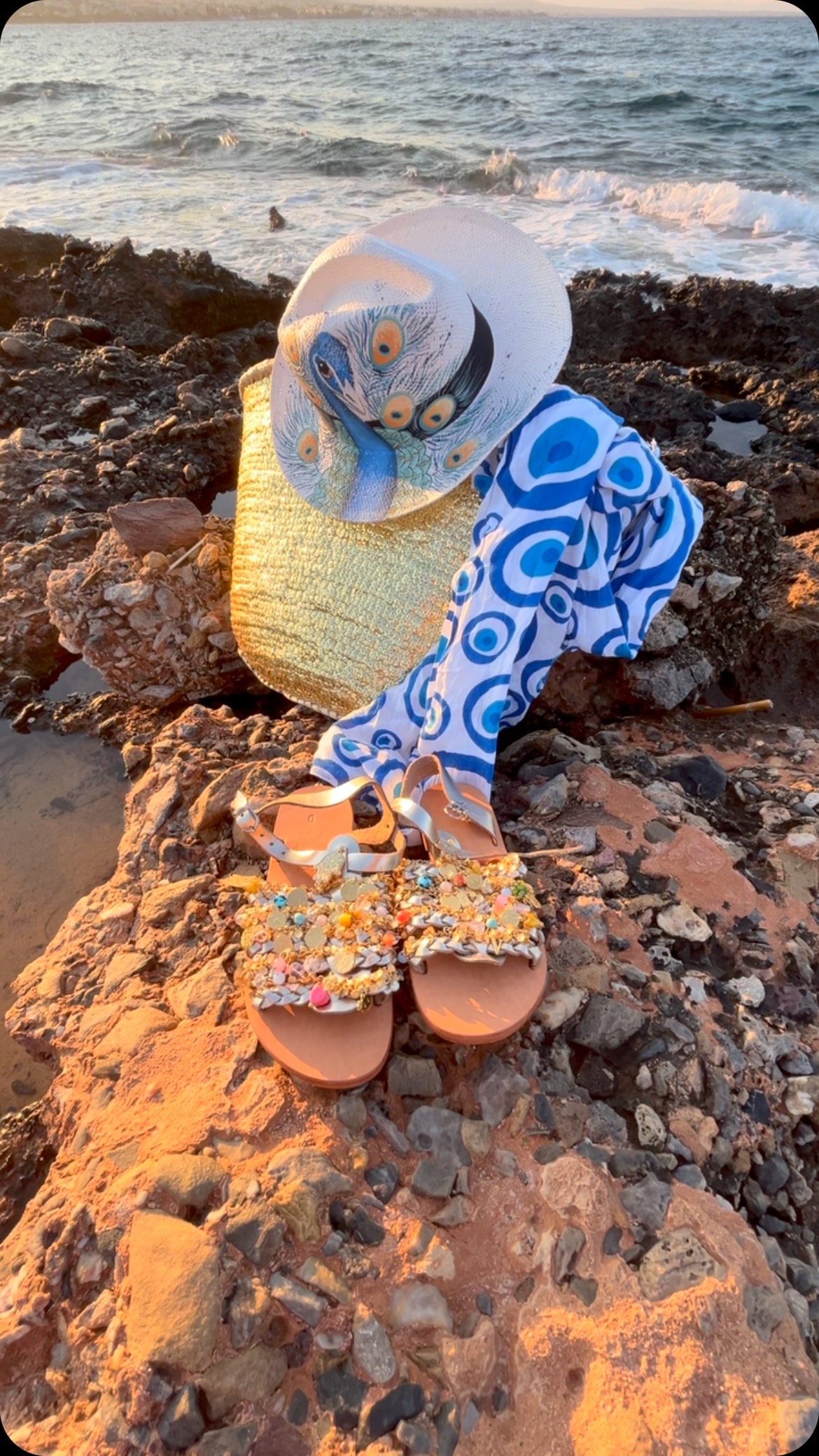 ✨Choose GOLD for summer ✨
Sandy toes, jeweled steps & sun-kissed escapes.
Discover The Muses Collection at Sibylla Delphica 🌊🩵
#sibylladelphica
#luxurylifestyle
#handmadeingreece
#summervibes
#resortwear
#LuxuryResortStyle
#greekjewelrydesigners
#greeksummervibes