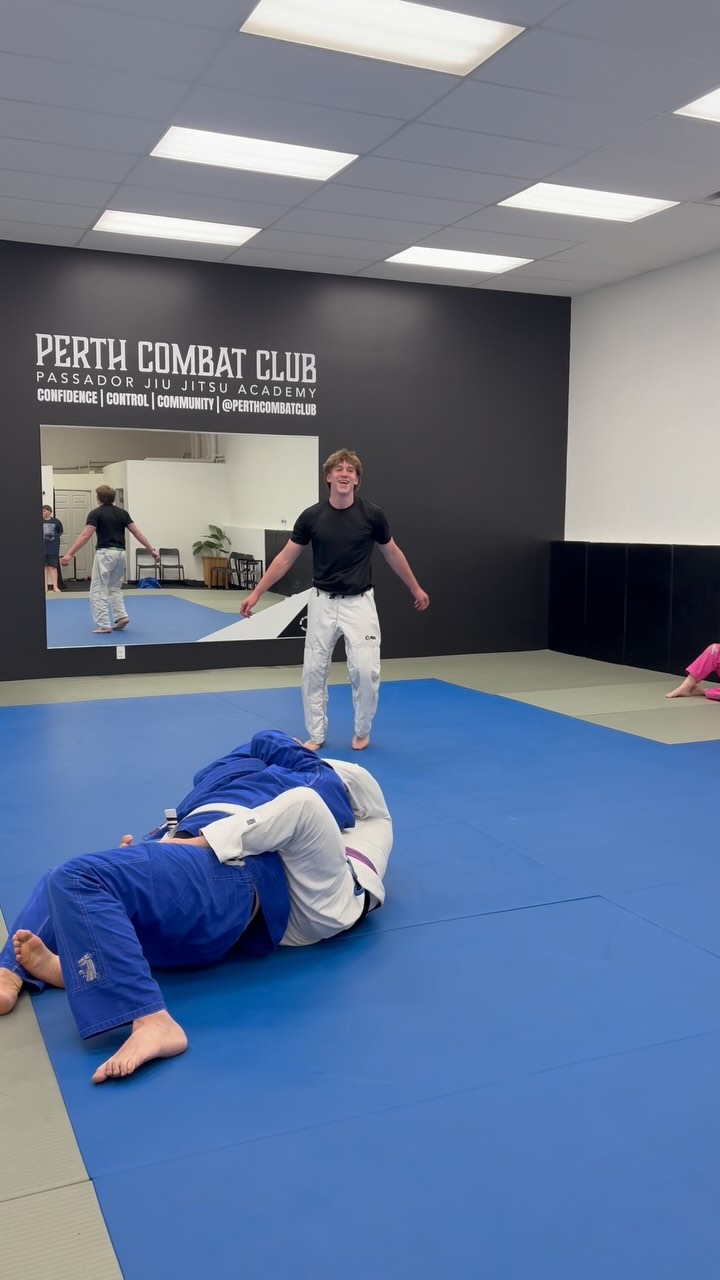 Little Will, just full of surprises! @passadorbjj