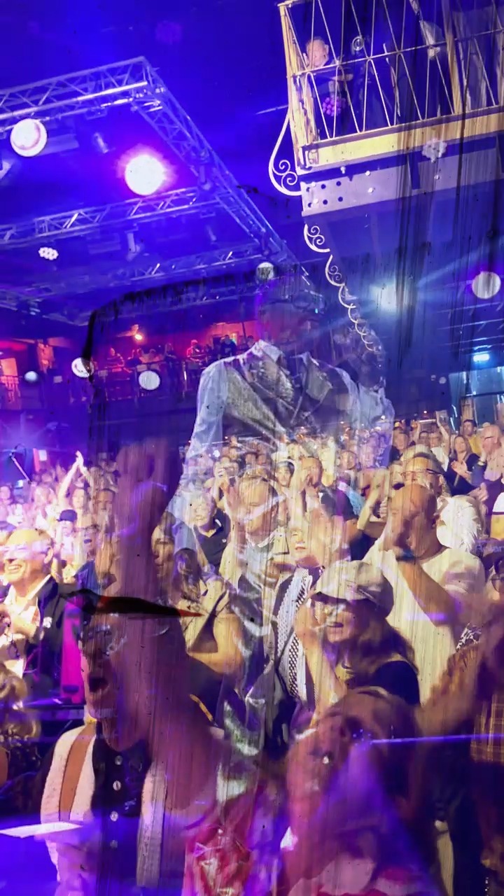 🎥 BAND CAM: WEEKEND REWIND 🎶
What a whirlwind of soul and energy this weekend was!
Friday at The 1865 in Southampton, Saturday at a packed-out Electric Ballroom in Camden, and Sunday at The Old Savoy Home of The Deco Theatre in Northampton—three unforgettable nights with our very special friend and guest The Legendary Eddie Holman
Saturday’s show was made even more special with The Flirtations joining the lineup and lighting up the stage with pure soul power
Catch the behind-the-scenes moments, crowd shots, and all the love in our latest Band Cam video 💥
#TheSignaturesLive #EddieHolman #TheFlirtations #NorthernSoul #BandCam #LiveMusic