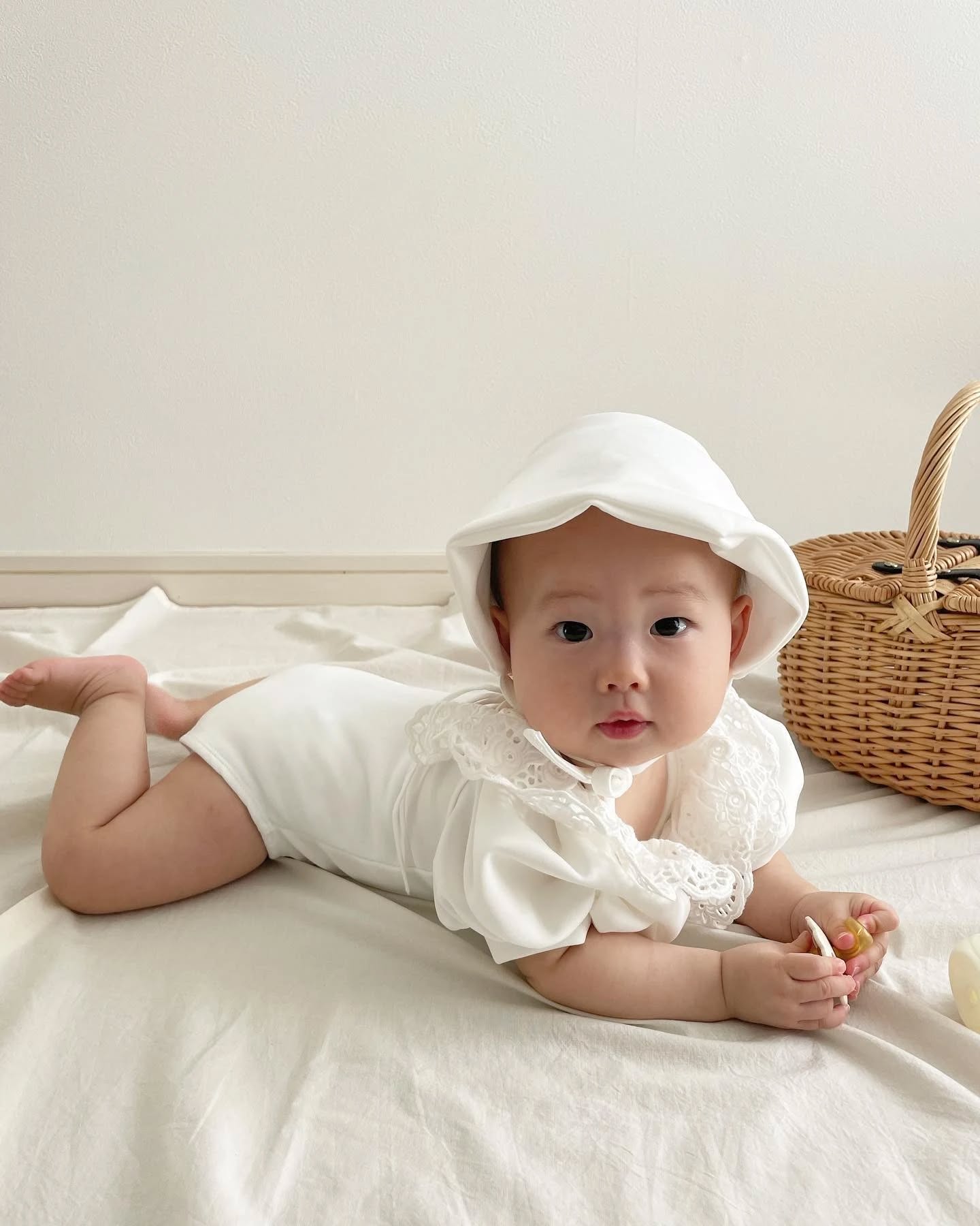 Discover the sweetest swimsuit for your girl
And match it with mummy!