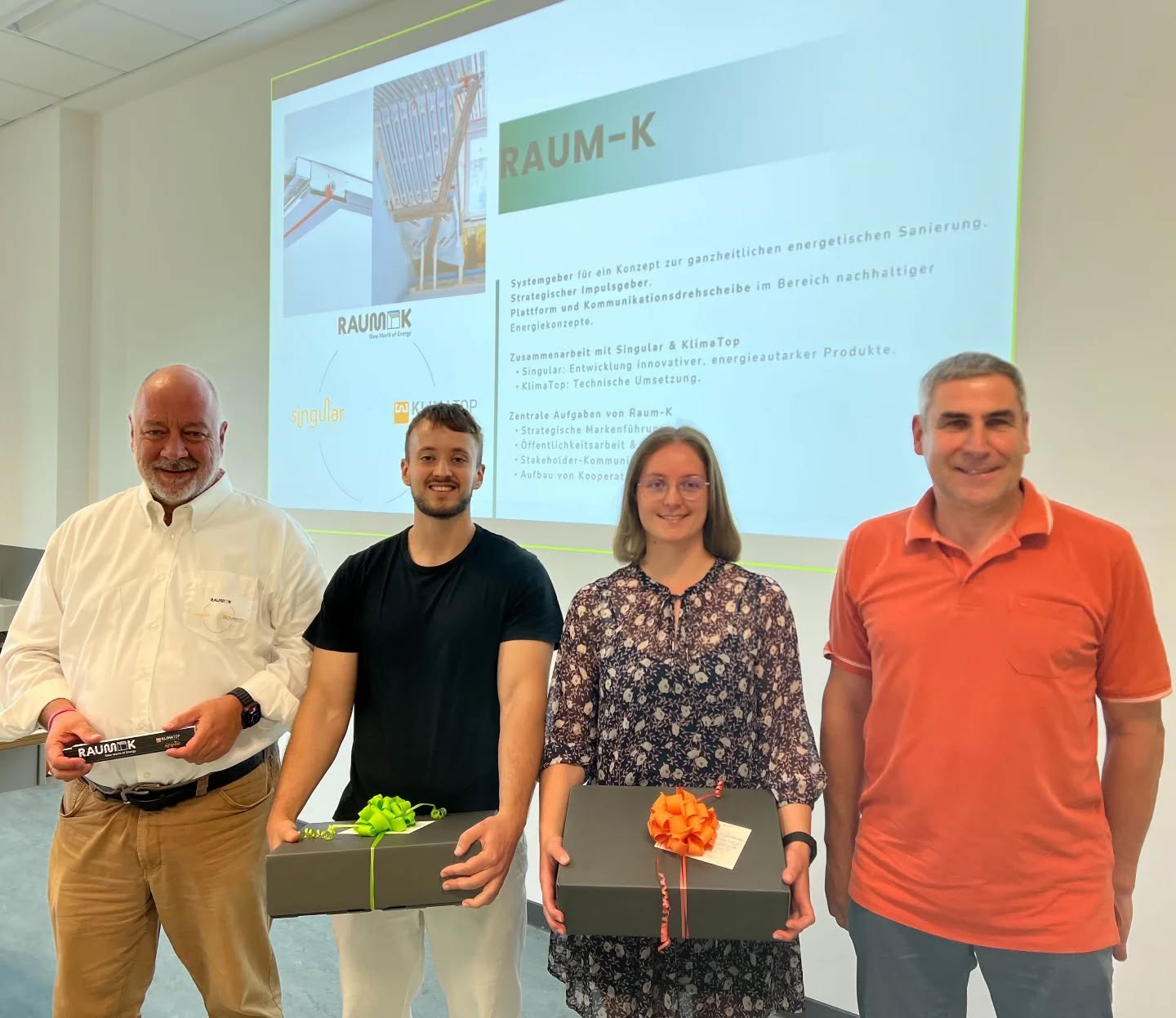 Kleiner Einblick in die Präsentation zur GWÖ-Bilanzierung.
Die Raum-K GmbH ist nun GWÖ-zertifiziert.
#gemeinwohlökonomie #Klimadecke #hochschule #Klima #Wärmespeicher #Wärmewende #2045Ready #Stromspeicher #raumklima #Deckenheizung #Fußbodenheizung #Autarkie