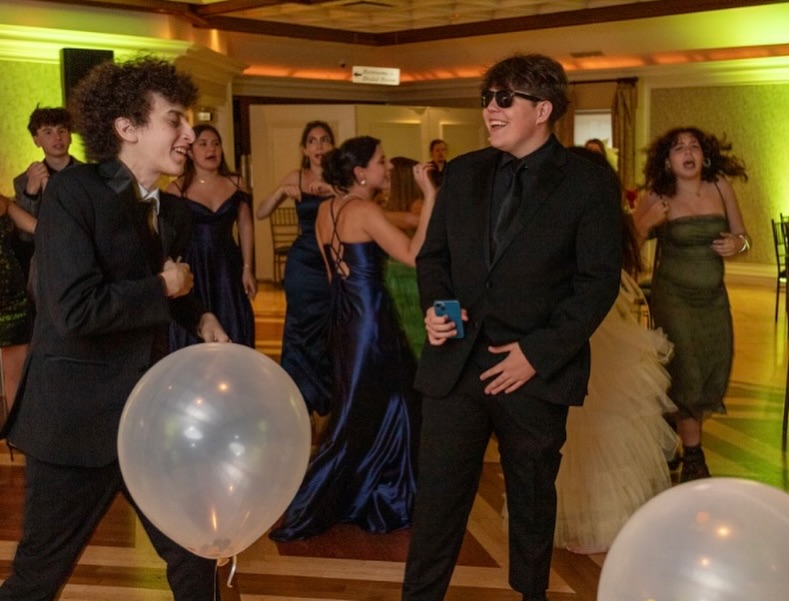 • Friday, May 30th Spire Junior & Senior Prom •
Hollywood Glam✨🎥🎬🎞️❤️
Our students (and their guests) had an unforgettable night! Huge thanks to our amazing prom committee for bringing it all together!
.
.
.
#fairfieldcounty #westchestercounty #connecticut #connecticutschools #privateschool #privatemiddleschool #privatehighschool #therapeuticschool #therapeuticdayschool #specialeducation #bethelct #brookfieldct #darienct #fairfieldct #greenwichct #reddingct #newcanaanct #norwalkct #ridgefieldct #stamfordct #westonct #westportct