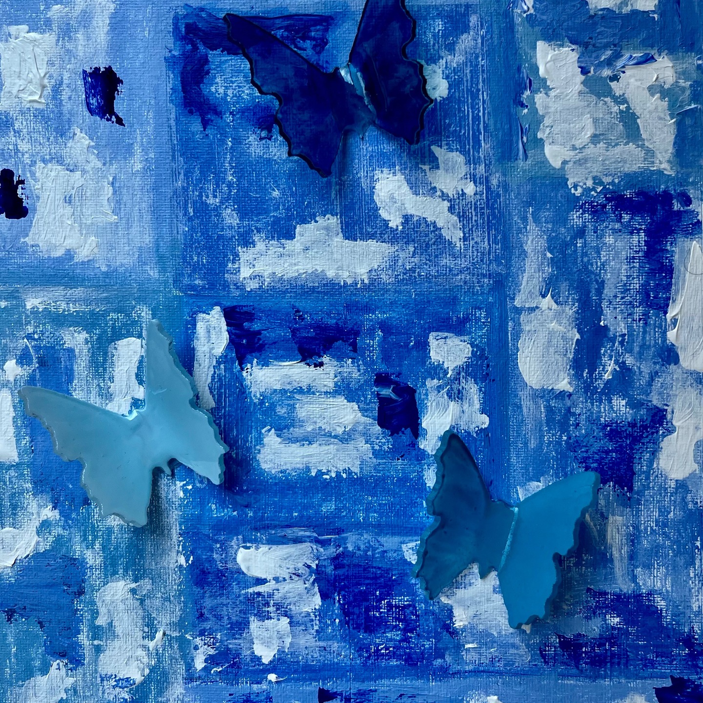 Float Above...
It seems like everything is so heavy lately. The news, and it does not matter where you fall on the political spectrum, is challenging. Sometimes it is important, if not necessary, to float above it all. Like a caterpillar cocooning, we had our winter… let's fly this summer!!
Link in bio...