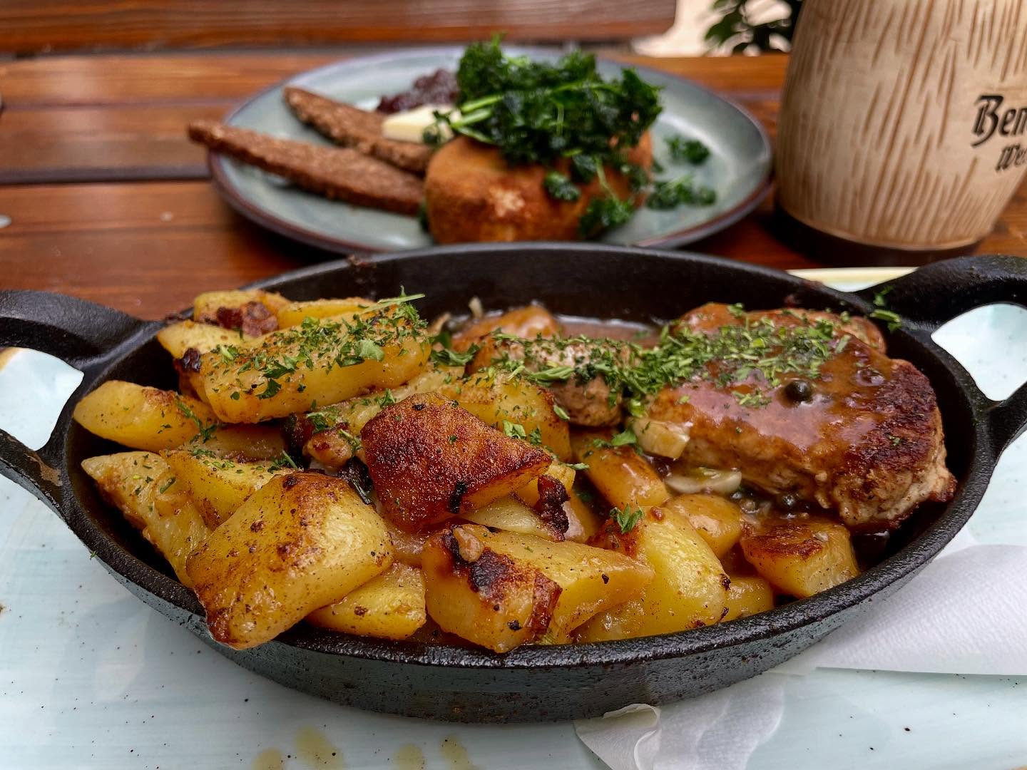 Et Spitzpfännchen 🤌🏻
#köln #food #foodspot #wirtshaus #brauhaus #gaffel #kölsch #wirtshausspitz