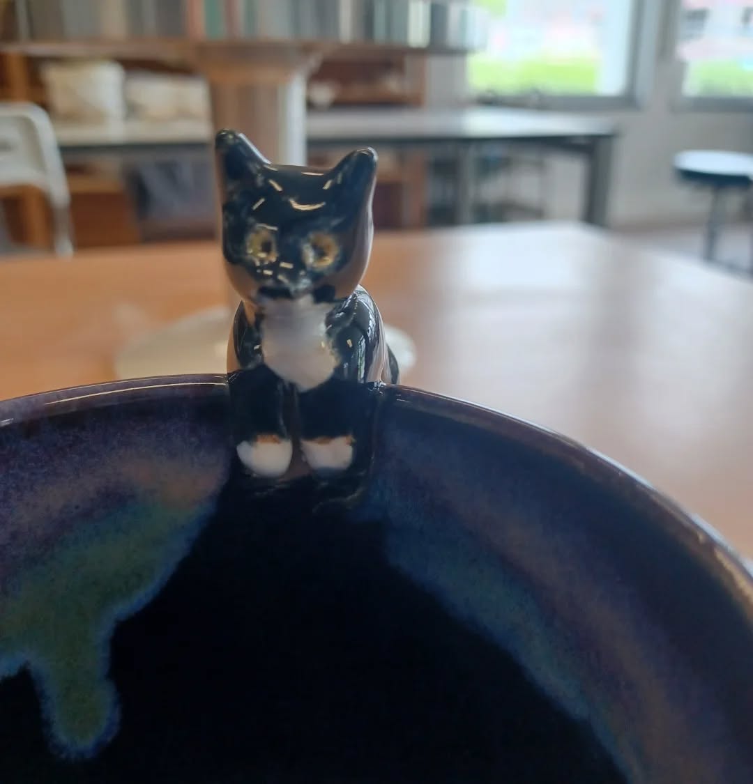 Heute durfte diese wunderschöne Tasse in ihr neues Zuhause 😍 und eine weitere coole Tasse kam noch dazu .
Herzlichen Dank für den tollen Auftrag ♥️