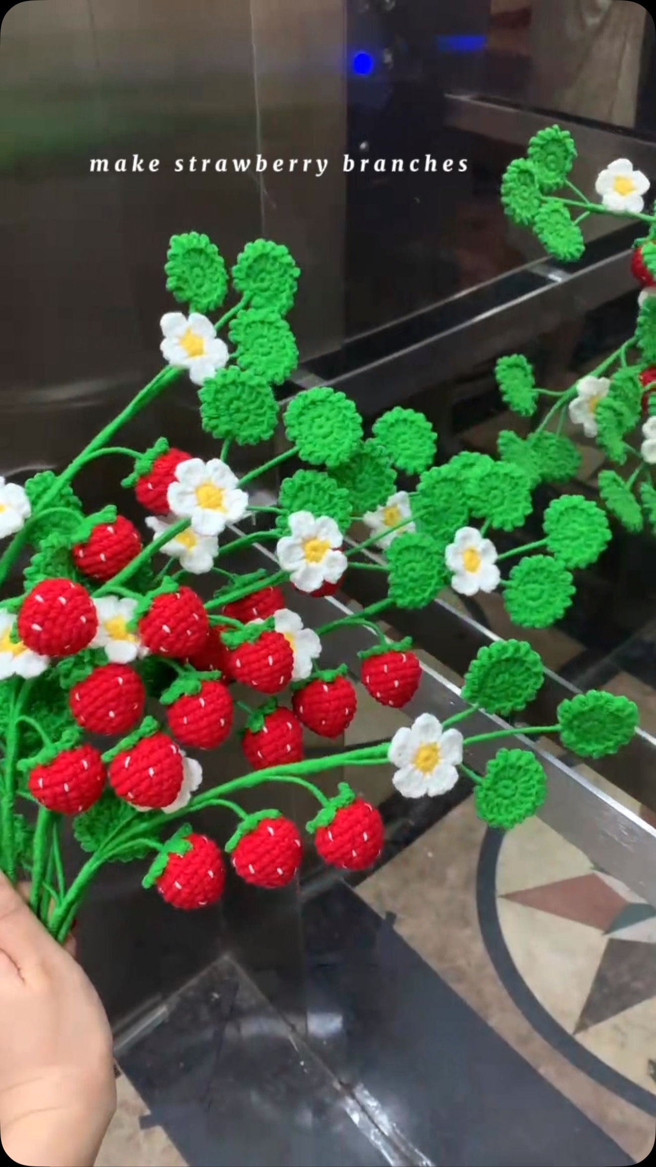 Make strawberry branches with me #crochet #strawberries #giftideas