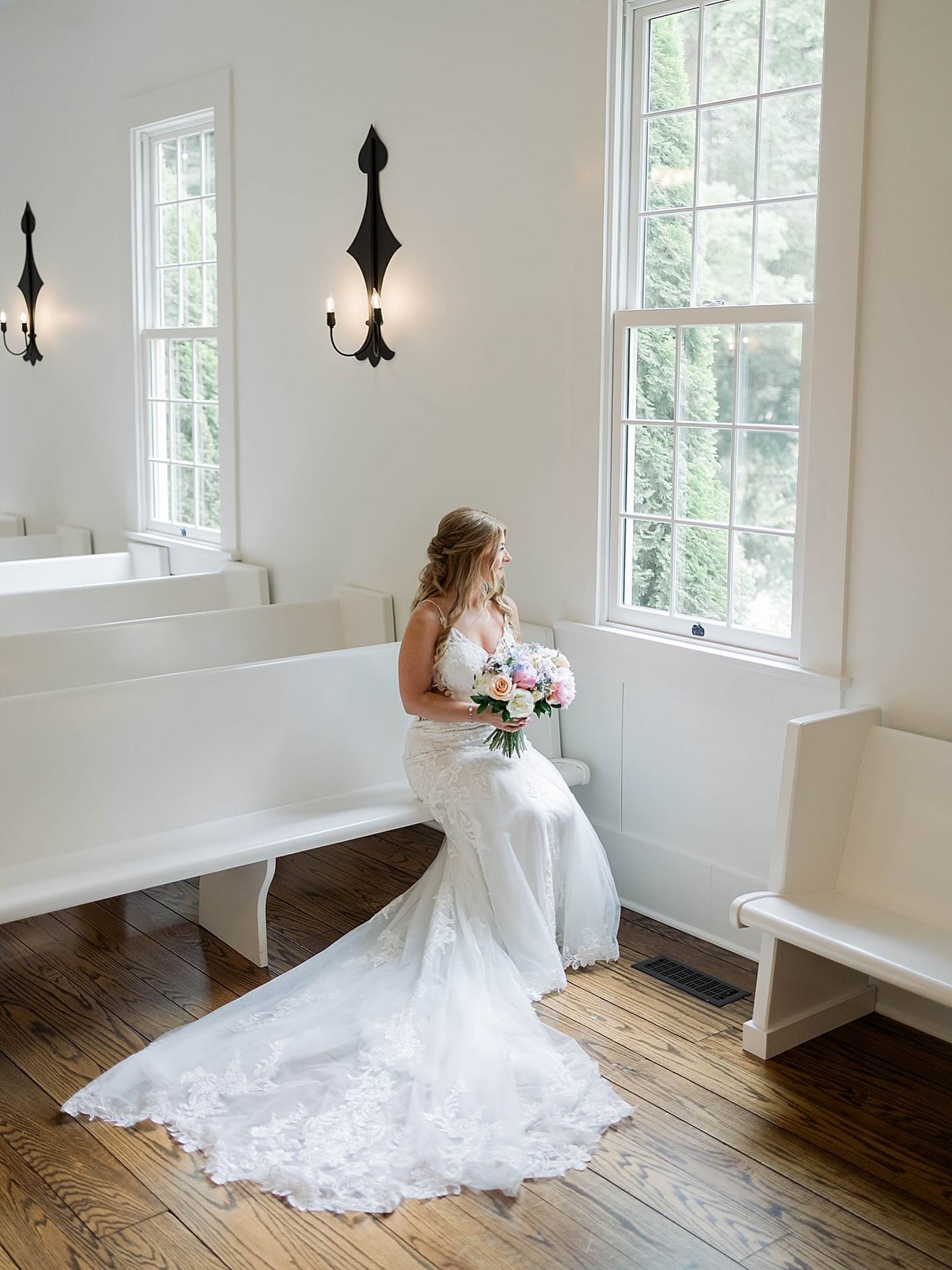 Mr + Mrs Hassler 💍
@alyssa_hassler @joehassler_
.
.
.
Planner/Coordinator: @crlargent
Venue & Catering: @themorrisestate
Videography: @gordinophotoandvideo
Florals: @cherryroadflorals
Stationery: @truly.engaging
Gown: @thewhitedressmi
Bride’s Shoes: @kaileepweddings
Groom’s Shoes & Tux: @menswearhouse
Decor & Linen Rentals: @themorrisestate + @rb_partyrentals268
Hair: @kyle.ann.design
Makeup: @afterglostudiomi
Cake: @thecakeboutiquenj
Second Shooter: @alydenbestenphotography
#themorrisestate #michiganweddingphotographer #michiganwedding #weddinginspiration #lightandairyphotography #fineartweddingphotographer #michiganbride #midwestwedding #editorialweddingphotographer #romanticwedding #elegantwedding