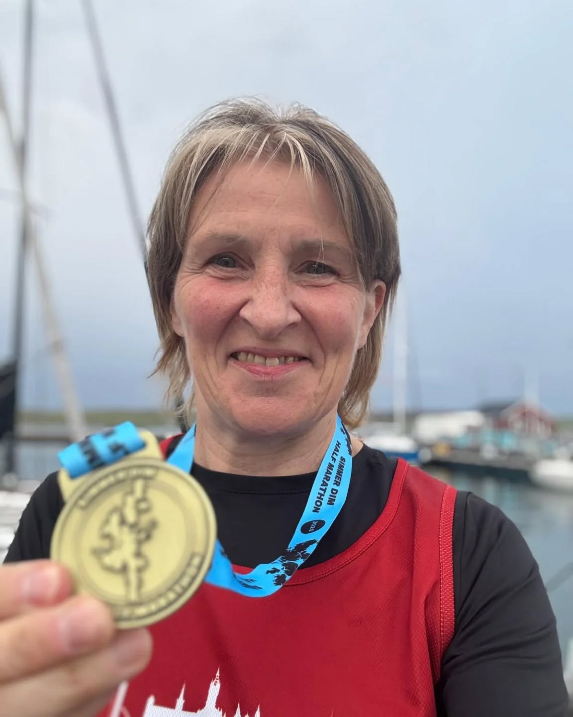 🏅 Medal Monday 🏅
And our first race of the new season!
Yesterday, Aileen took on the Shetland Simmer Dim Half Marathon. She came away with her goal A for the race which bodes well for the @berlinmarathon in September. Ahead of this, Aileen is taking on @endure24uk @eurogameslyon2025 and @great_run Great North Run (yes, she is a complete powerhouse 🤩).
There is a small handful of spaces left for this season of RPC so please get in touch if you are interested in joining our team.
#runproudcoaching #RPC #running #runningcoach #medalmonday