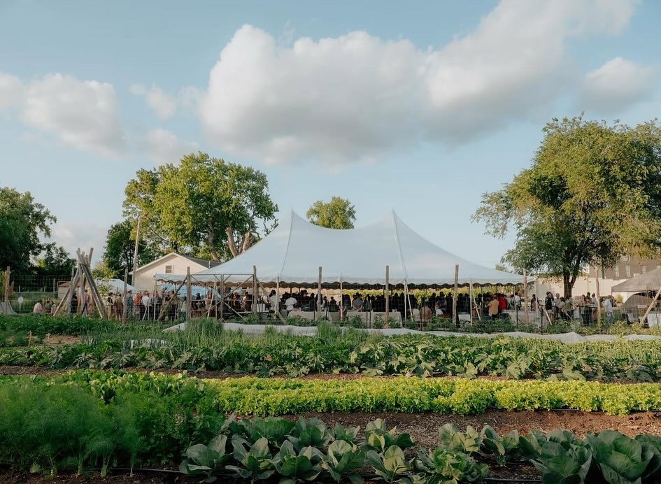 PLEASE JOIN US 2 weeks from today!
Tickets are still available for one of my most beloved days of the year! The annual @yfarmkingston Summer Celebration Fundraiser!
This strolling dinner soirée takes place on the beautiful Y Farm Project teen-run urban farm in Midtown Kingston, and ALL proceeds benefit the Seeding the Future Scholarship, which goes directly to the teens who grow, nurture and sell the most gorgeous produce to our community.
Your ticket includes an open bar hosted by @tubbyskingston and @drewcpiraino 🍷PLUS sweet and savory delights from all your favorite local chefs.
We are so grateful to our community for the generous support of our youth!
I hope you can make it!! Link to purchase tickets in my bio.
💫EVENT PARTNERS💫
@blackeyedsuziesupstate
@chleo.kingston
@eliza.bistro
@fantzyebagels
@jennyfrancois
@kingstonbread
@kingstonstandard
@littleryebakehouse
@mayakaimal
@metalhousecider
@merilina.events
@phoeniciadiner
@promiseskepthvny
@rosiegeneral
@samosashackny
@table75co
@threenotchflorals
@timelysignsofkingston
@westkillsupply + @westkillbrewing