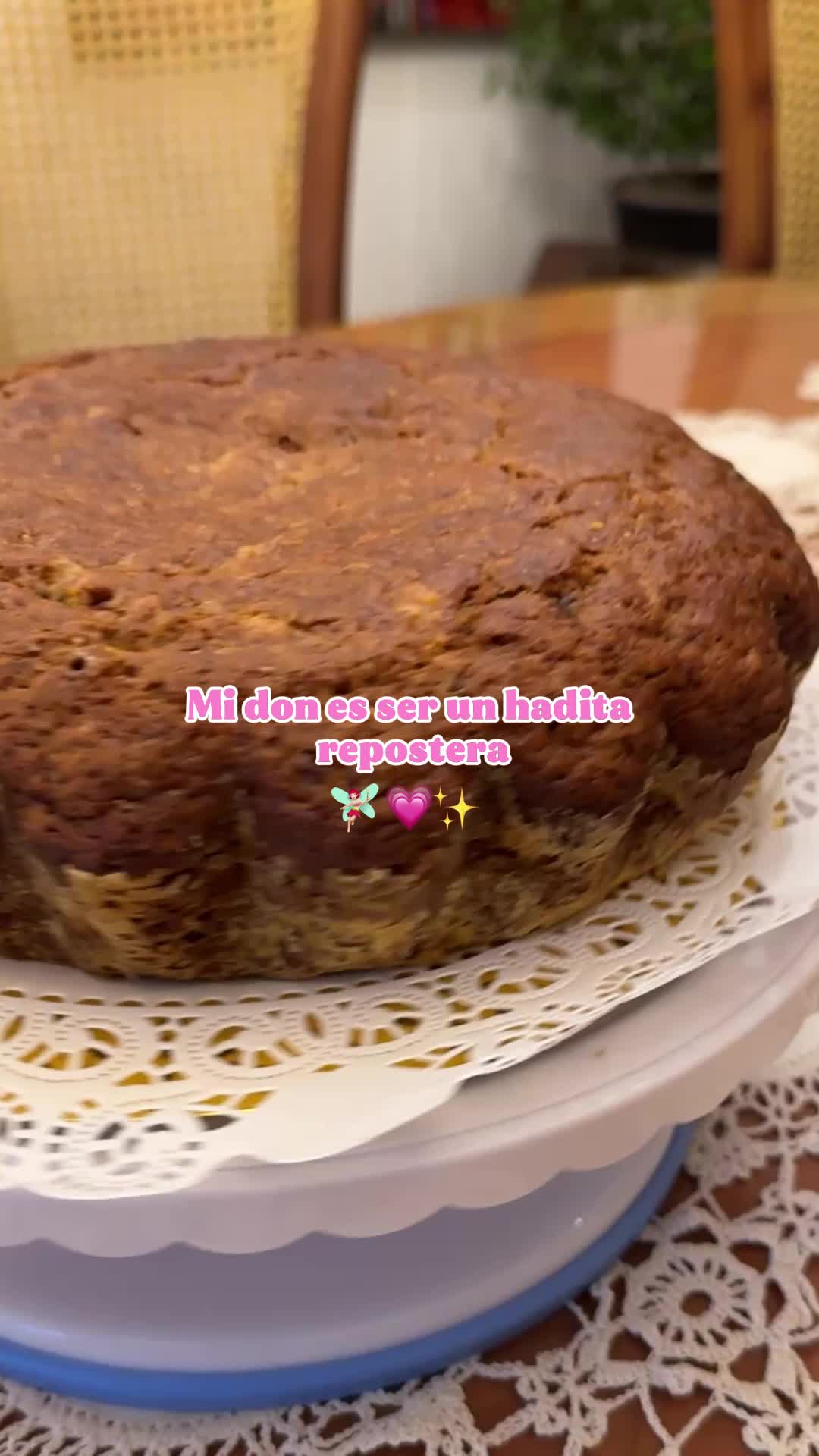 Soy Hada repostera🧁✨ Transformo ingredientes en magia dulce, y cada postre es un hechizo de sabor que alegra el corazón. ¿Lista para endulzar tu día conmigo? 💫🍰