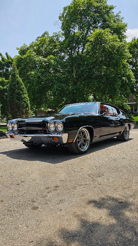 @roadstershop chassis LT4 swapped Chevelle built by @rpm_classics_canada @performancecarrestorations Ready to hurt some feelings on the streets.
Sanded 1200-3000grit, corrected and coated.
@chevellefactory
#chevelle #roadstershop #roadstershopchassis #chevrolet #z06 #lt4 #lt4swap #restomod #augmentwheels #baerbrakes #supercharged #paintcorrection #ceramiccoating
@tjrinomato