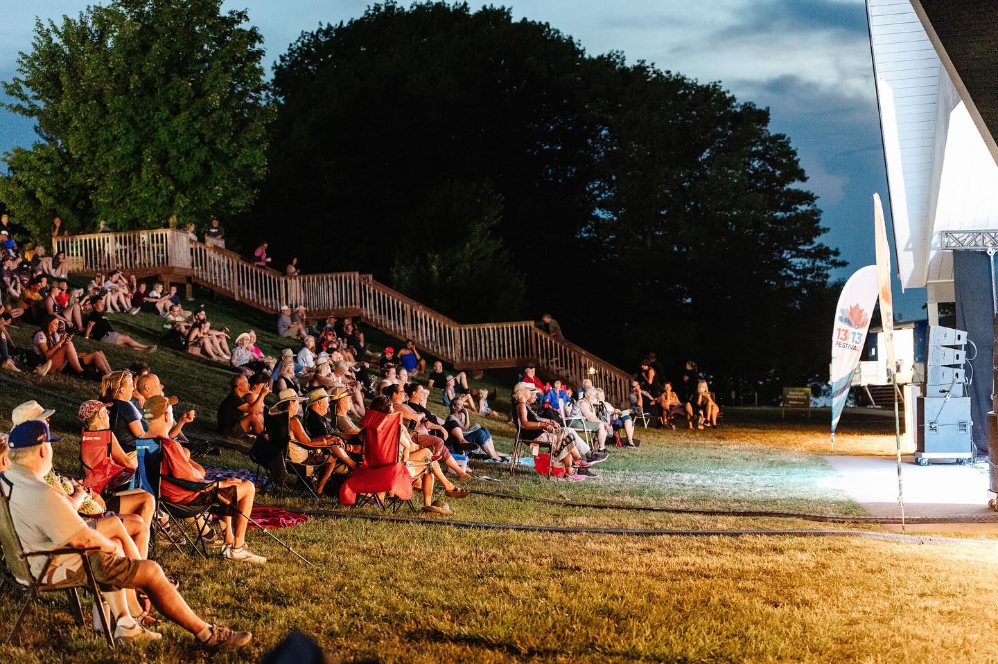 🇨🇦 Canada Day, Benchlands Style! 🇨🇦
Get ready to celebrate with fireworks, friends, and farm-fresh summer flavours in the heart of Niagara wine country.
🌊 Join us at Charles Daley Park on the stunning Lake Ontario waterfront for a spectacular Canada Day fireworks show you won’t want to miss.
🎆 Fireworks light up the sky at 10:00 pm - bring your lawn chairs, gather your crew, and celebrate with us by the lake!
🍓 Come early to explore local food vendors and enjoy an evening of family fun before the show.
👉 Who’s joining you for Canada Day fireworks? Tag them below!
#CanadaDay #NiagaraBenchlands #BenchlandsSummer #CelebrateCanada #FireworksShow #LakeOntarioViews #SummerInNiagara #TrueNorth #FamilyFunNiagara @townoflincolnon