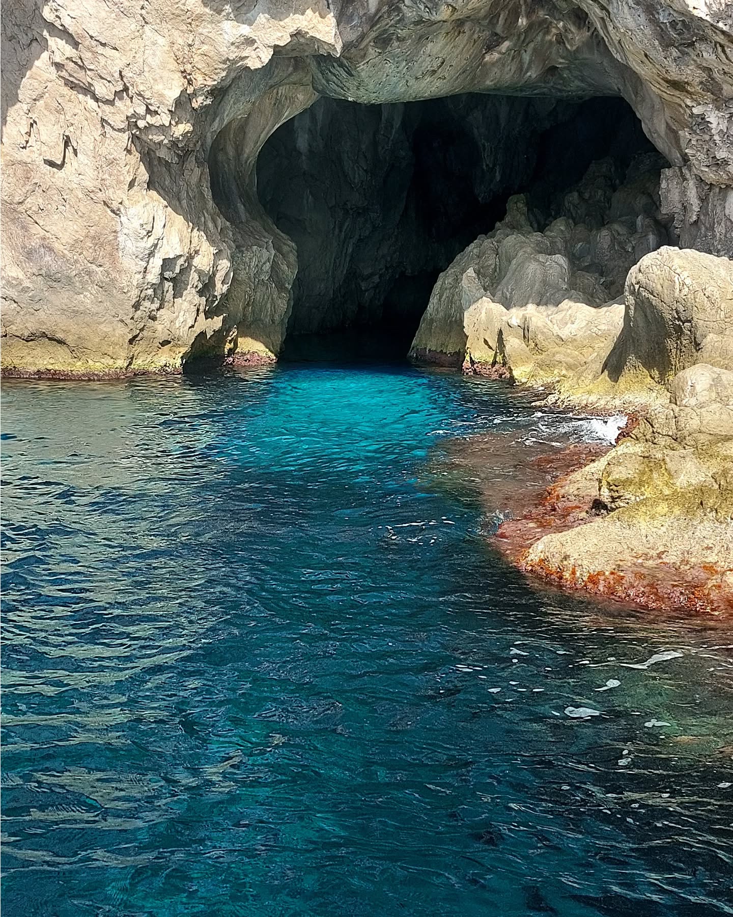 #TheIslandofColors
#Capriexcursions@gmail.com
#solbevi_official
#seaofcapri2025