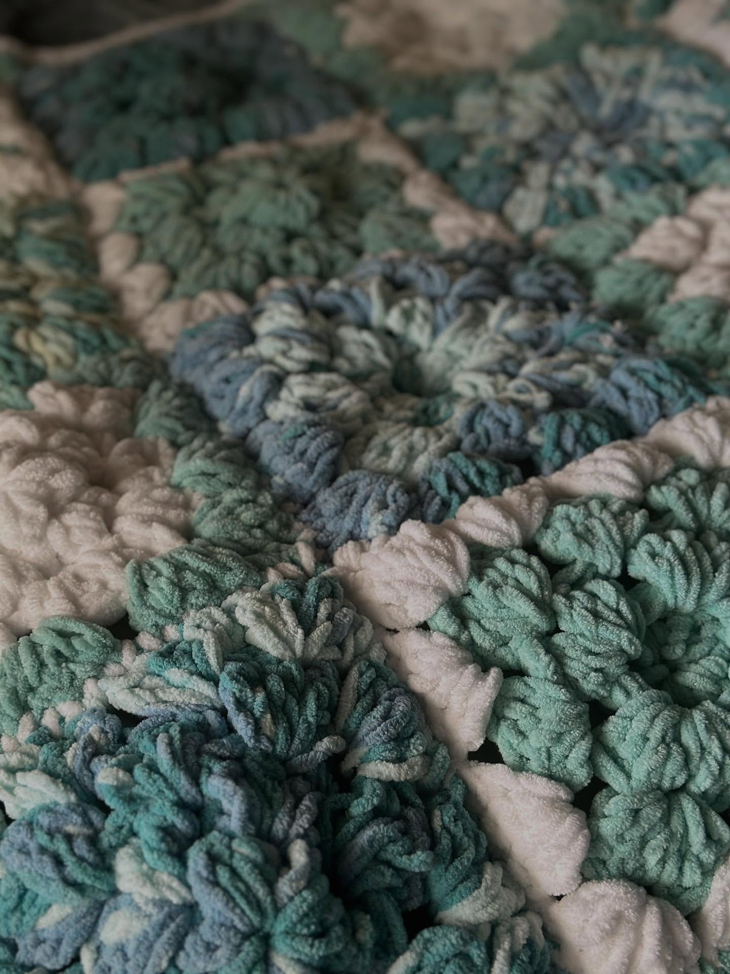 I have been stuck in a deep cool, soft, and very pretty crochet 🧶 hole 🕳️ for the last few days… #khscrochetclub @ben_franklin_crafts @bernatyarn #grannysquareblanket #positivecoping