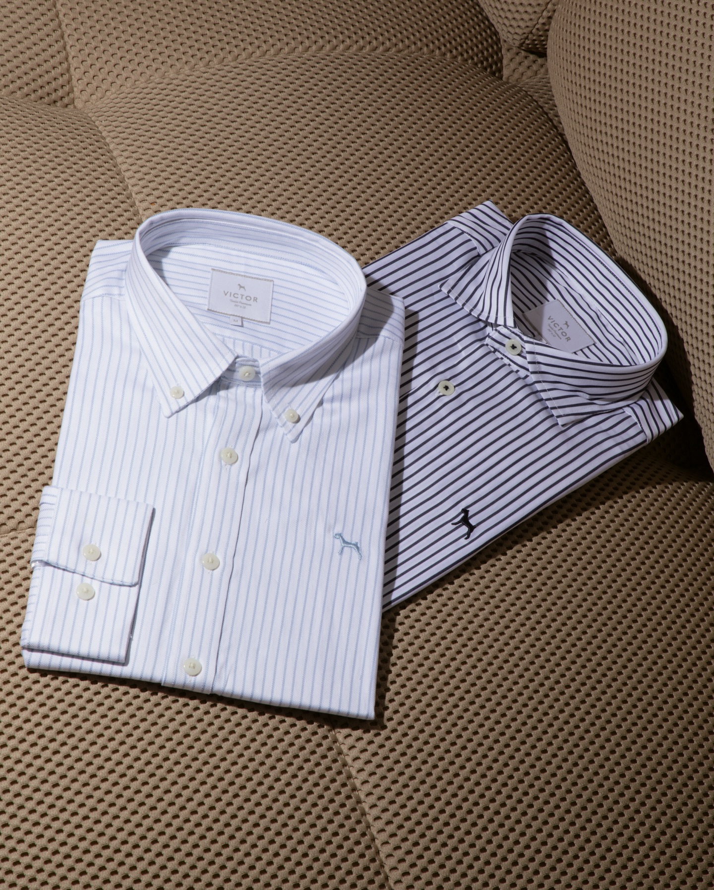 Lo clásico nunca pasa de moda.
Nuestras camisas de rayas son ese toque de distinción que tu día necesita.
Has swipe para verlas puestas👕
.
.
.
#camisas #victor #fashion