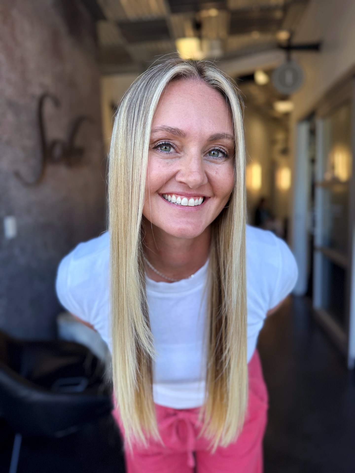 “I feel like myself again!”
I love hearing that 🥹
Custom blonde + pro finish = confidence unlocked ✔️
#solasalons #solasanmarcos #solaredrock #sanmarcoshairstylist #vistahairstylist #escondidohairstylist #blondehair #blondeinspo