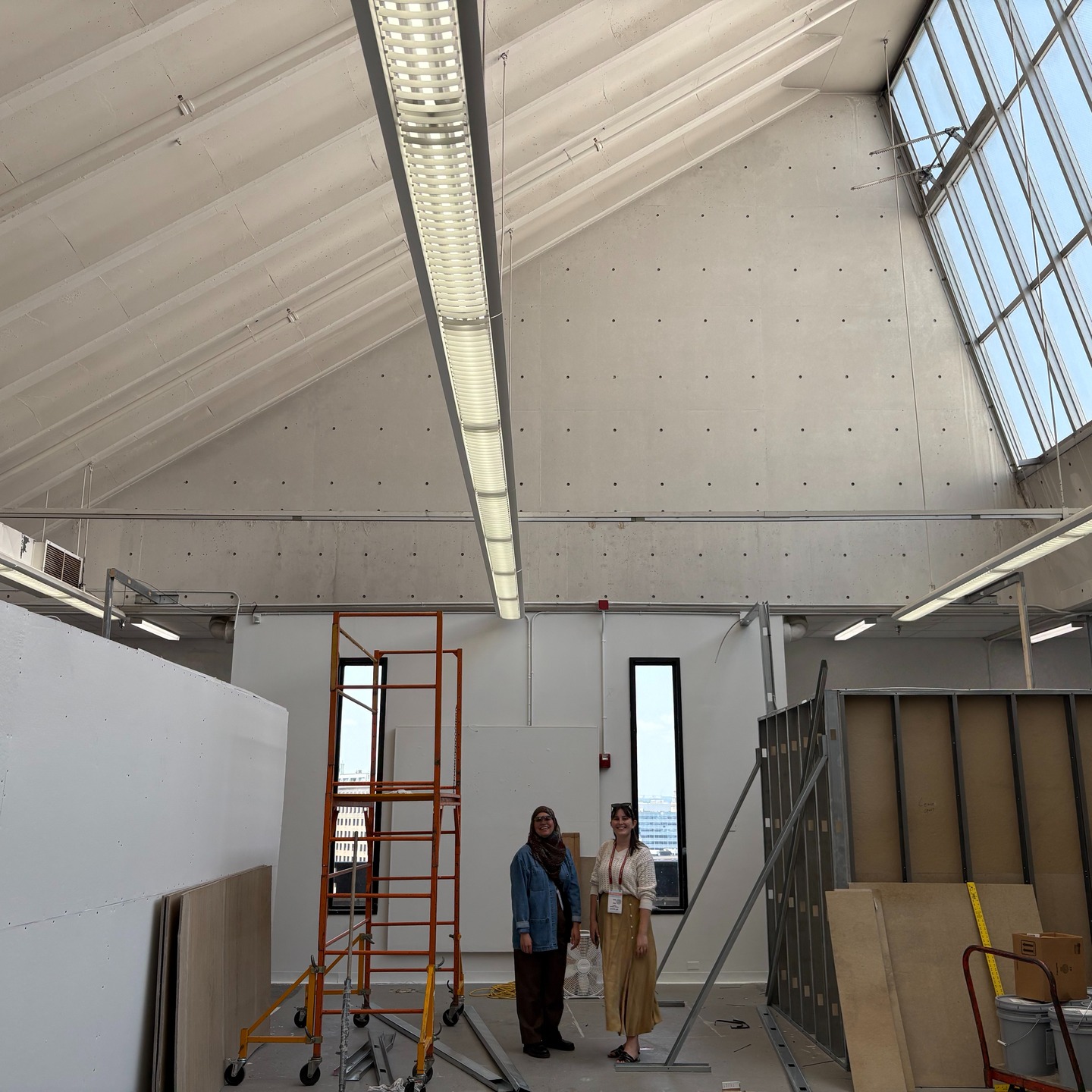 More snapshots from the @cnu_newurbanism conference – “kissing” eaves, live-work spaces, checking out Brown University’s studio spaces, and more fun around Providence.