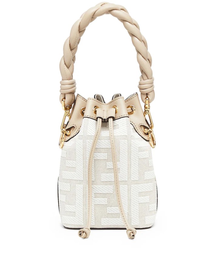 Elevate your style with the Fendi Mon Tresor Canvas FF White Mini — a perfect blend of elegance and versatility.
Crafted in Italy with 100% white canvas, featuring tone-on-tone raised embroidery FF motif and light grey leather trim. Comes with two detachable woven soft nappa leather straps for shoulder or cross-body wear.
Brand new, 100% authentic, and now available at a special price of S$2,275.20 (originally S$2,844).
Own this iconic piece and shop with confidence at Luxport. #Fendi #MonTresor #LuxuryBag #AuthenticLuxury #LuxportStyle