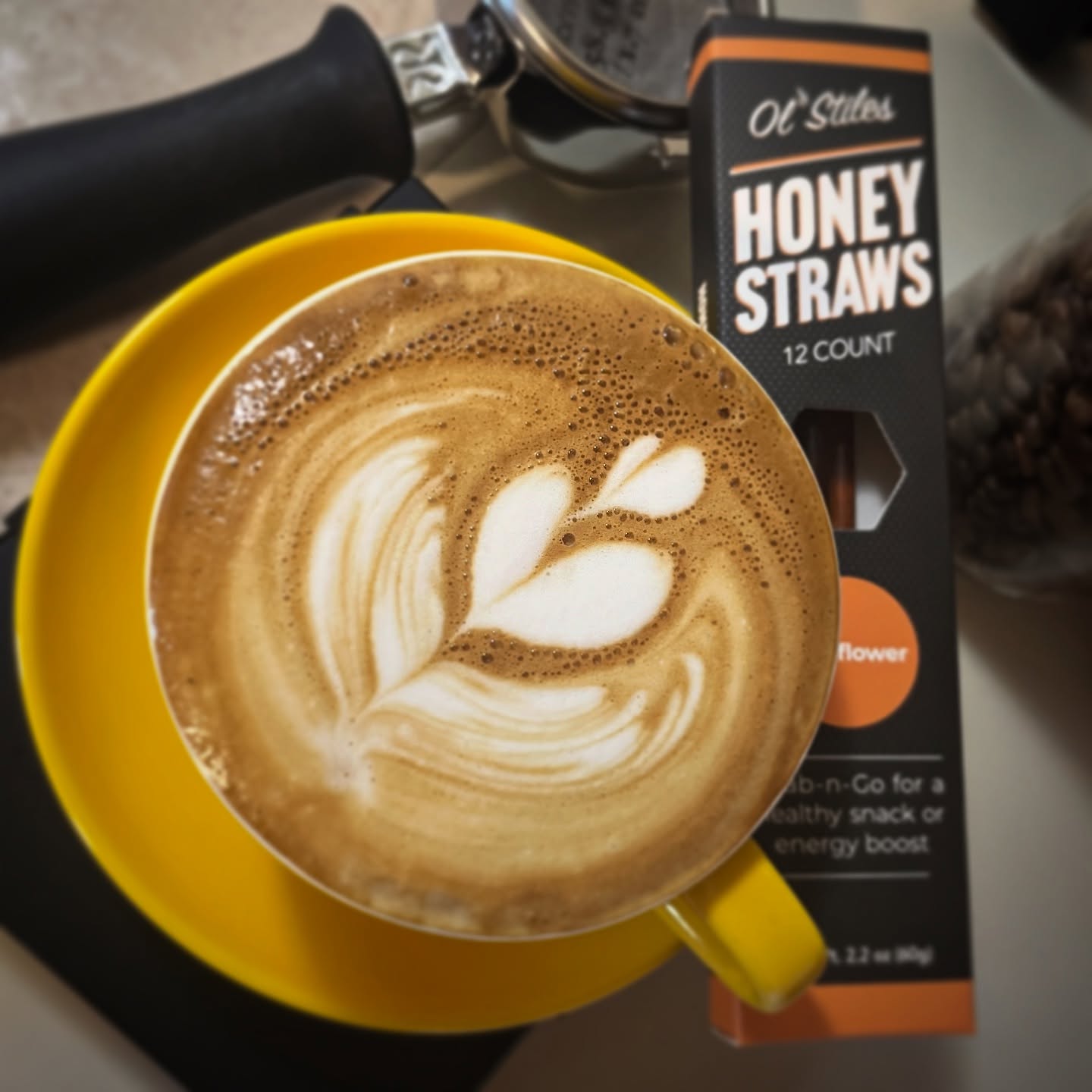It’s going to be a long day, time for a little pick-me-up. Honey flat white with whole milk. Honey straw (5g) in a warm cup. Pull a 2x shot of espresso over the honey. Steam milk and try your best to make a tulip…still working on that one. #honeylatte #olstiles #coffeedaily #coffeevibes #espesso #rancilio