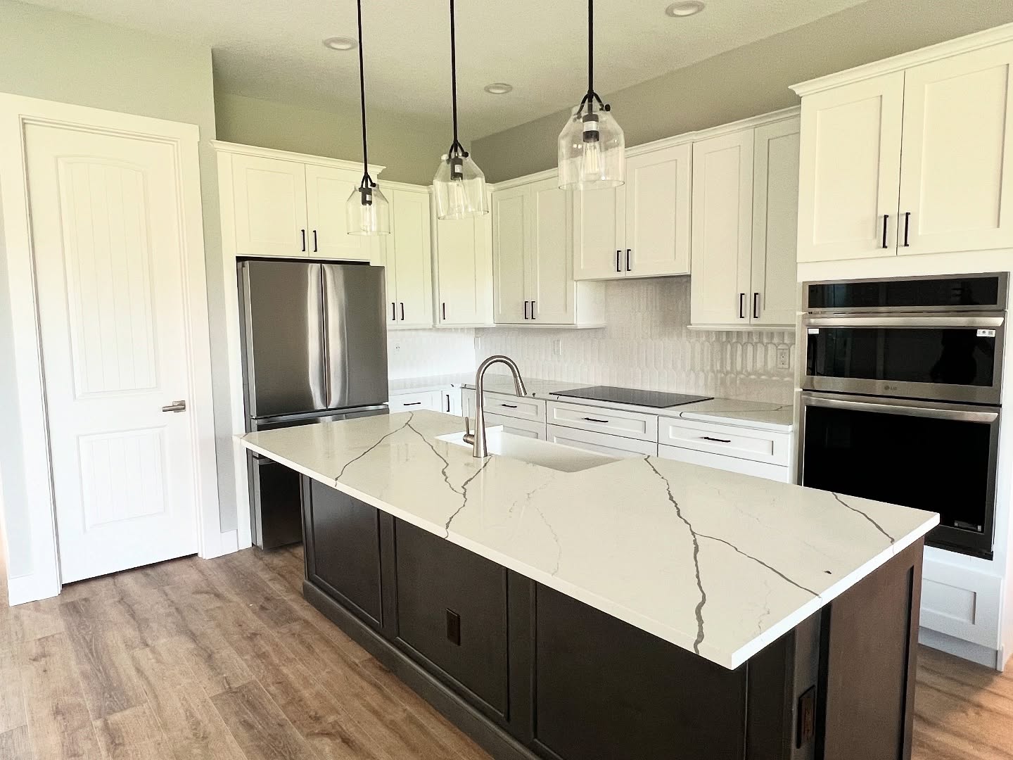 ✨ Custom Kitchen Goals ✨
This stunning custom kitchen was designed with both beauty and function in mind. From the sleek countertops to the spacious island and soft-close cabinetry, every detail was built to reflect your style and elevate everyday living.
Whether you’re hosting family dinners or making coffee on a quiet morning, this kitchen is where memories are made.
.
.
.
.
.
.
#customhome #treasurecoast #treasurecoasthomes #newconstruction #construction #fortpierce #design #portsaintlucie #customcare #fl #lot #acre #realty #investment #mortgage #homeloan #newhome #hgtv #plmconstructionllc #builder #homedesign #newbuild #homesweethome #homedecor #homedecoration #reelsinsta #housereels #viralreels #explorepage #foryoupage