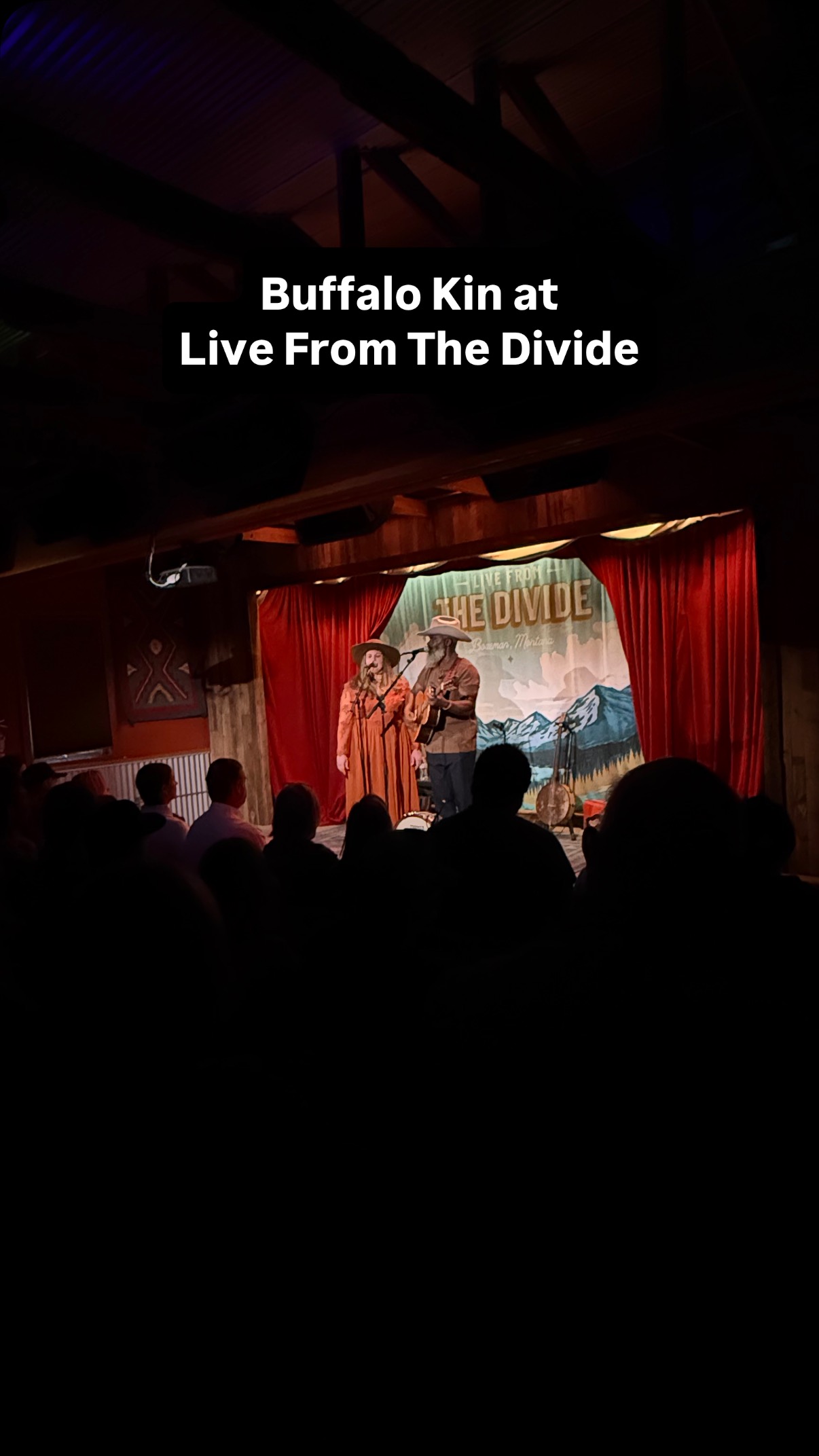 I’ve been to a lot of venues and @livefromthedivide is still one of my most favorite in the country to catch a show 🩵
It was an absolute treat to catch @buffalo_kin last night. Their harmonies brought chills and I’m so grateful that @giannavanata joined me for her first LFTD show! Getting to share the LFTD experience with someone for the first time is one of my most favorite things!!
Buffalo Lin • Live From The Divide
Bozeman, MT • Saturday, June 21, 2025
#bozeman #montana #livemusic #livefromthedivide #listeningroom #thebandwagonmaven #songwriter #countrymusic
