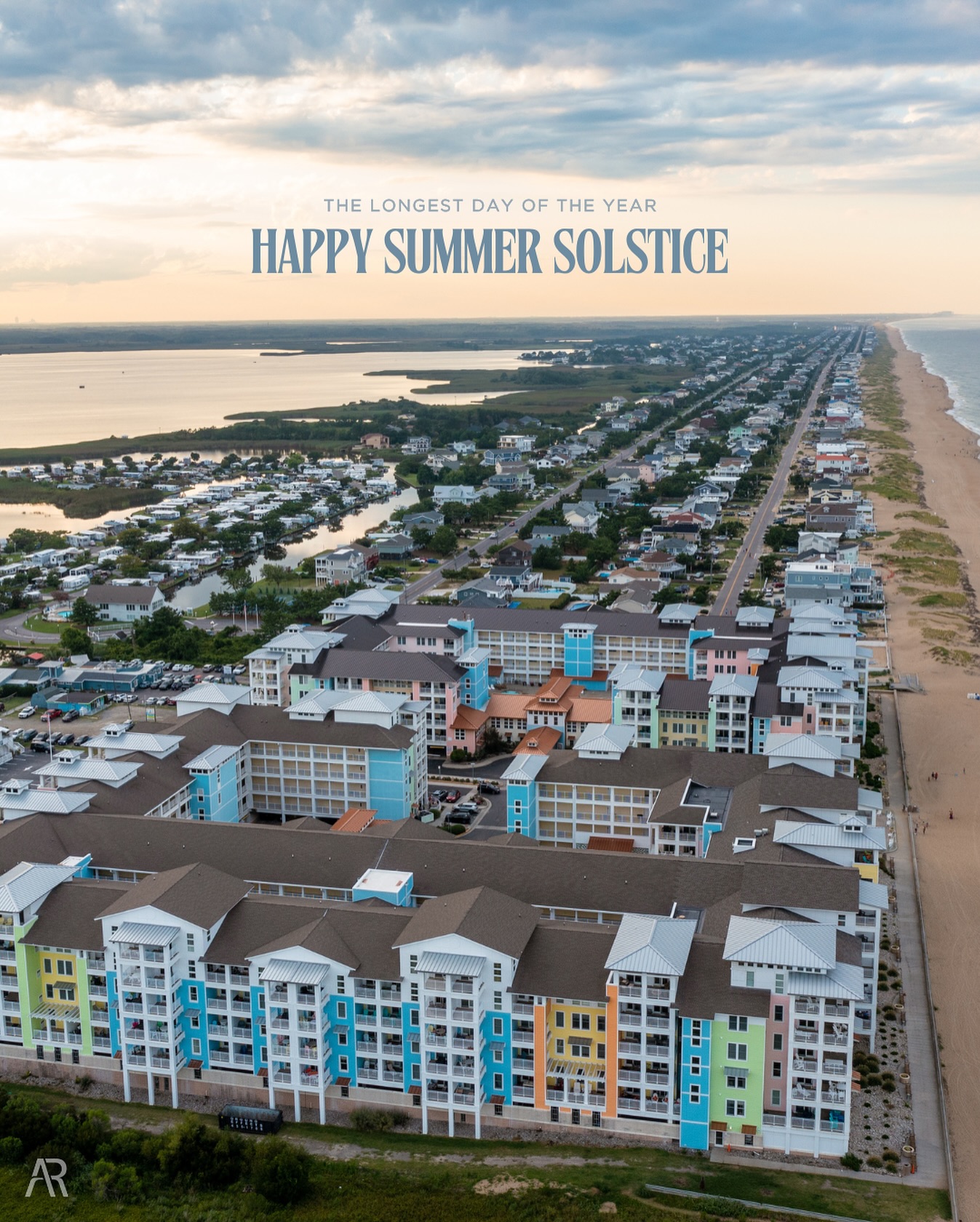 Happy first day of summer! 👙
Don’t forget to join us this evening for our Summer Solstice Soirée at The Sanctuary to meet our Sandbridge Sales team and enjoy some refreshing food and beverages! ⛱️
See you there and long live summer! ☀️